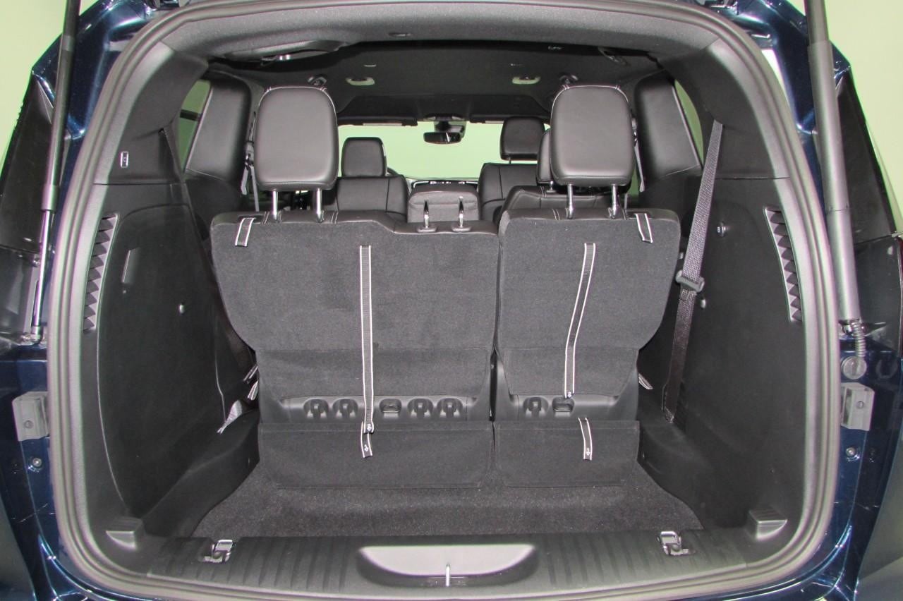 2025 Chrysler Pacifica Select - Photo 29