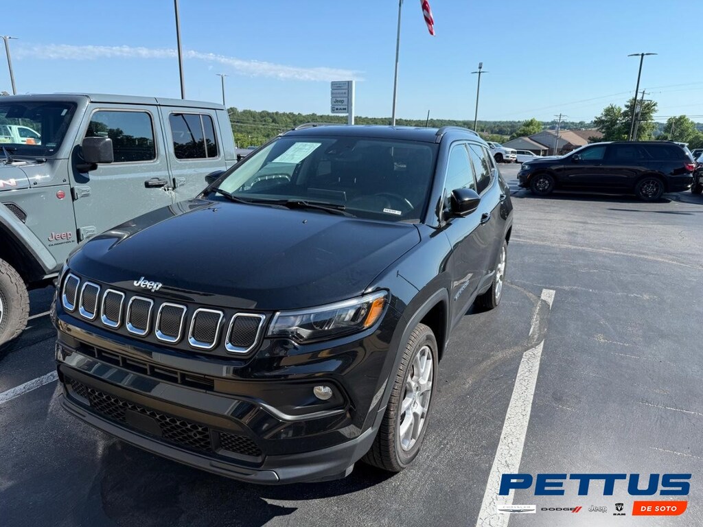 Used 2022 Jeep Compass Latitude Lux