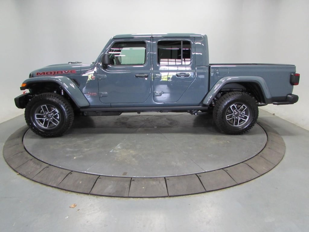 New 2026 Jeep Gladiator Mojave X Pickup