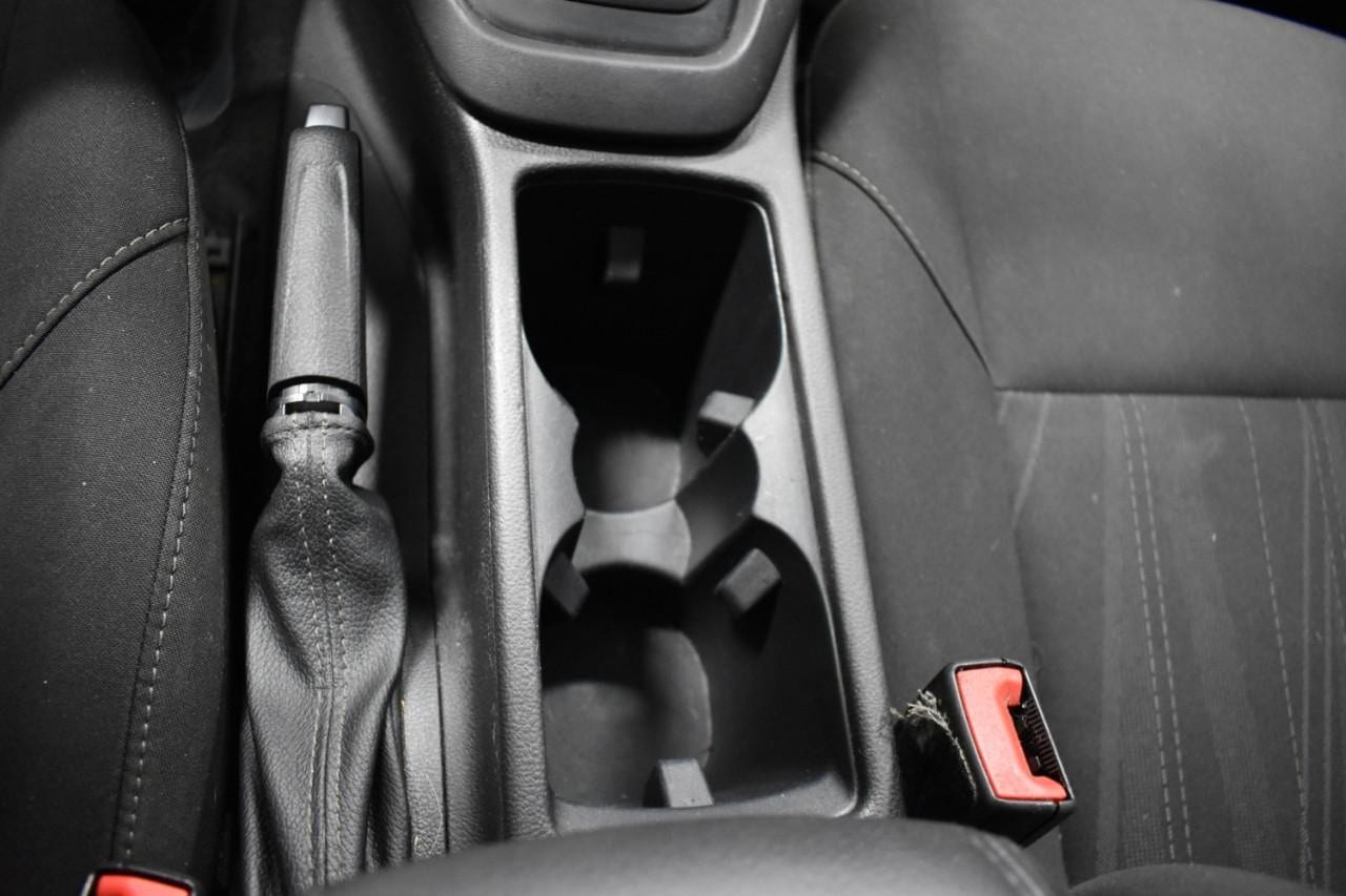 2017 Ford Focus SE - Photo 29