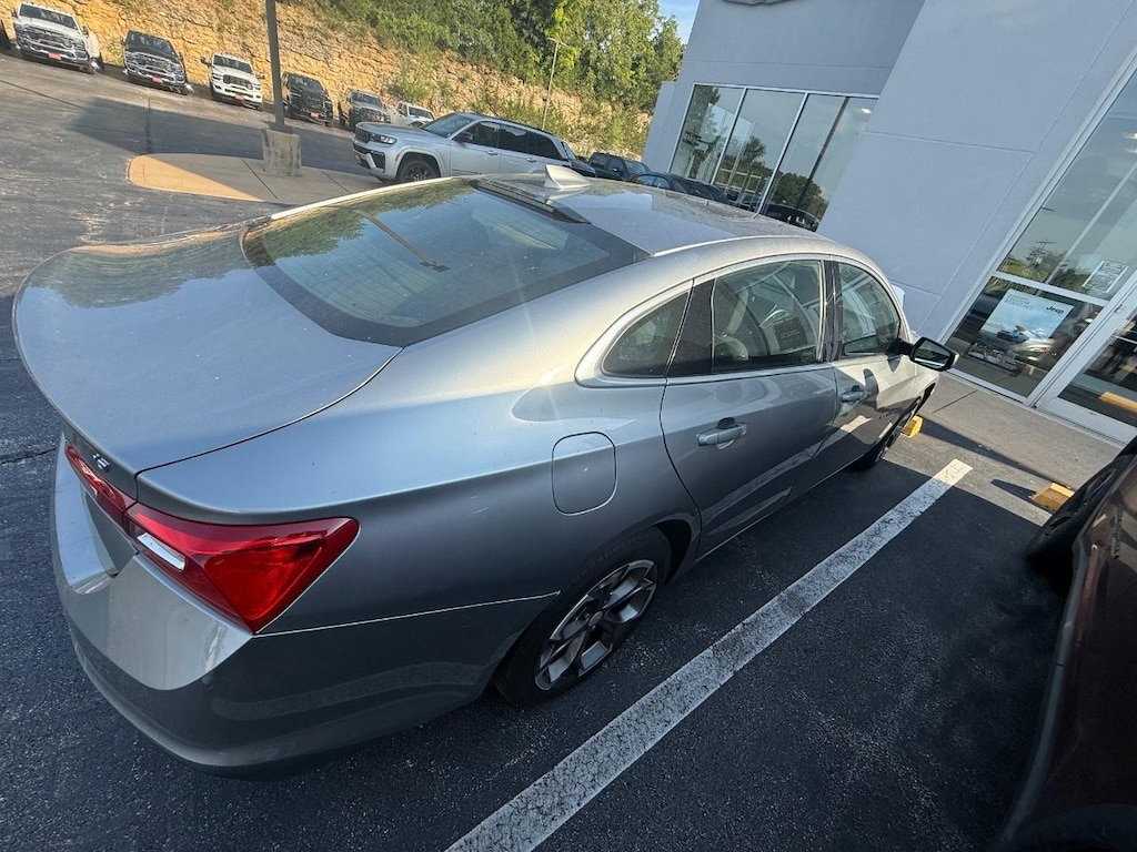 Used 2024 Chevrolet Malibu LT 1LT