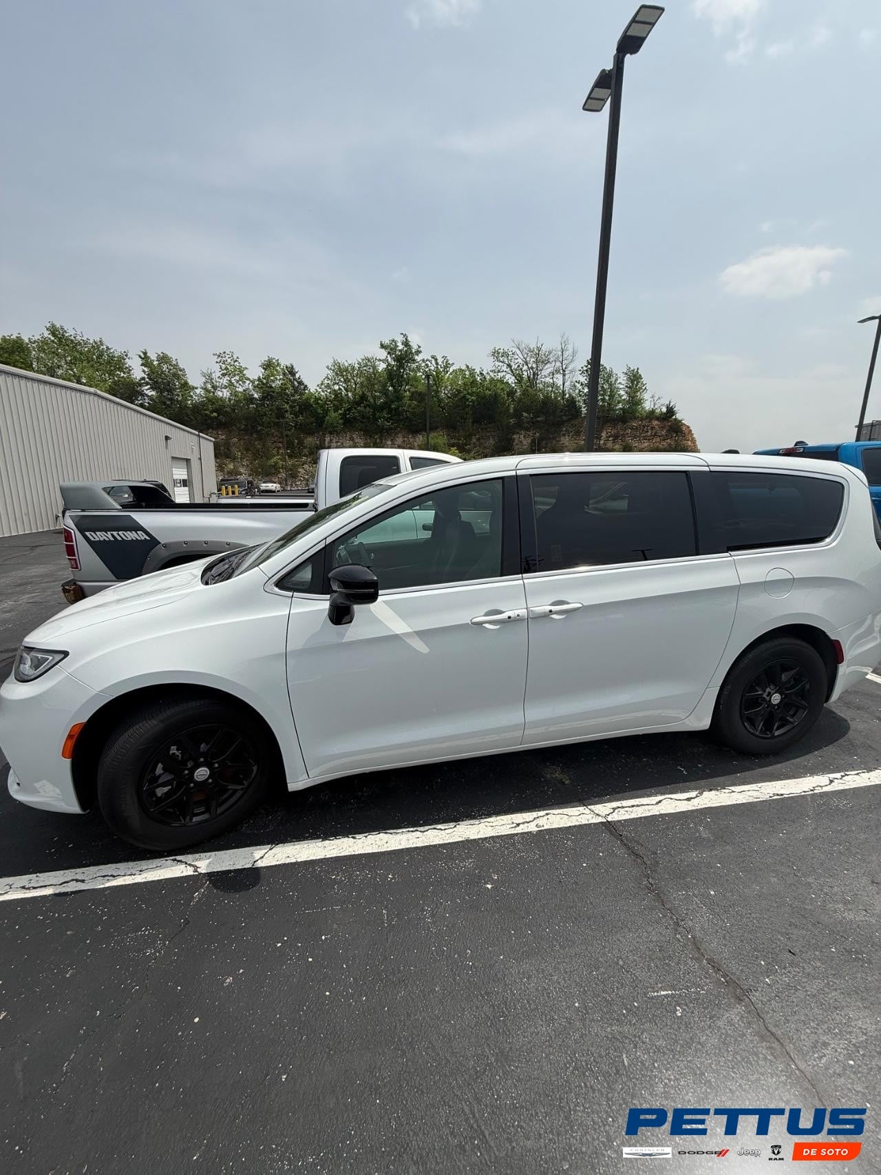 2023 Chrysler Pacifica