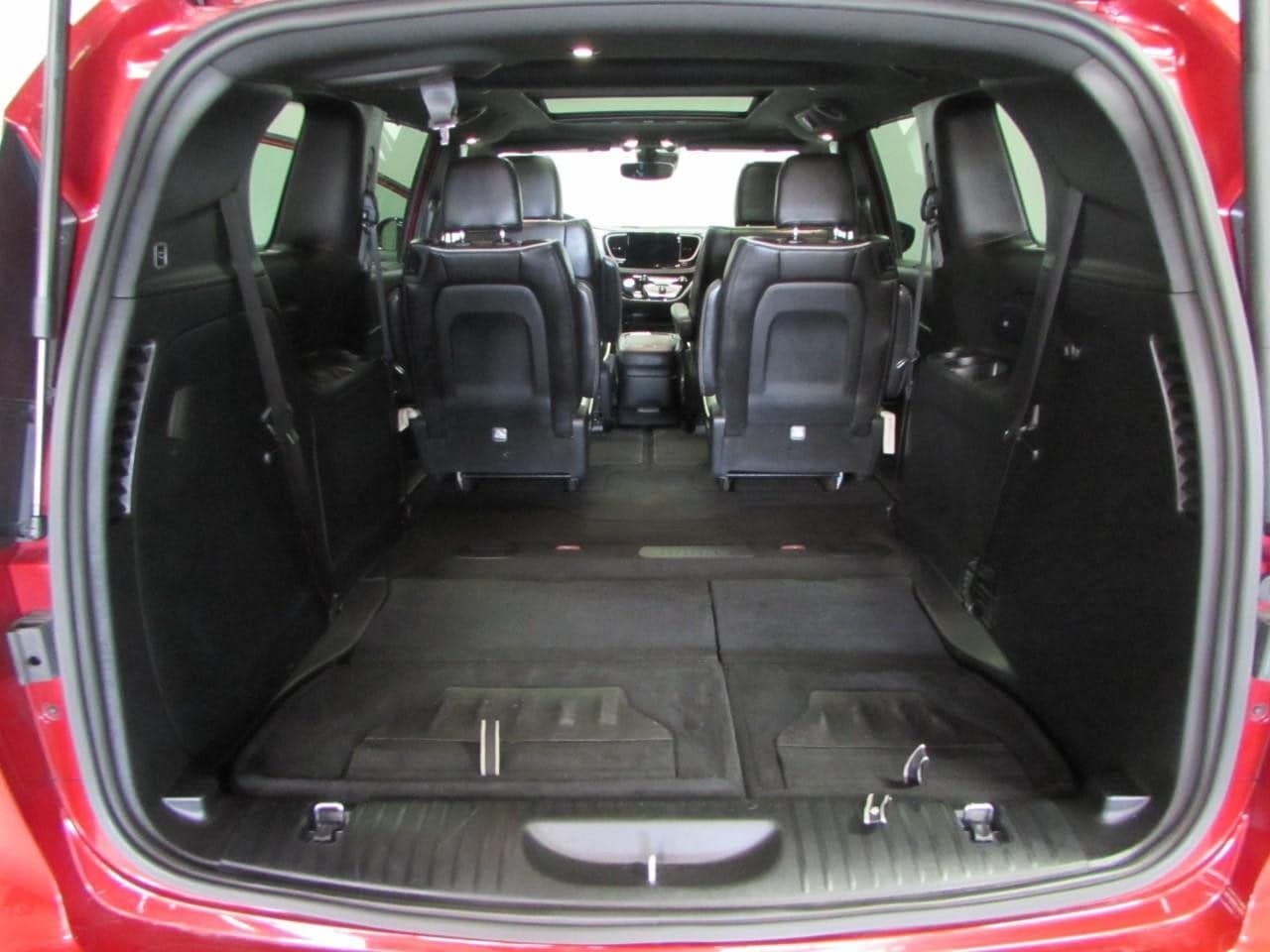 2025 Chrysler Pacifica Limited - Photo 30