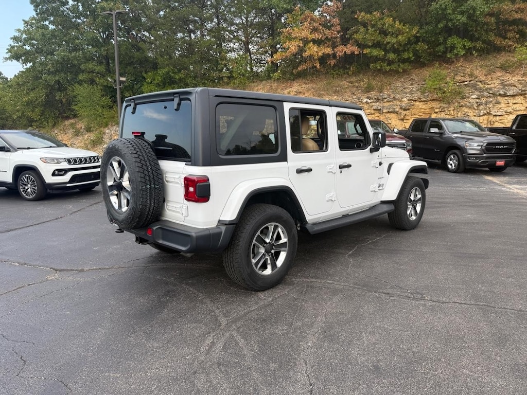 Used 2019 Jeep Wrangler Unlimited Sahara