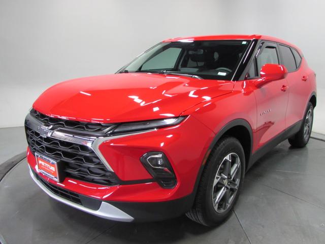 2024 Chevrolet Blazer 2LT photo 3