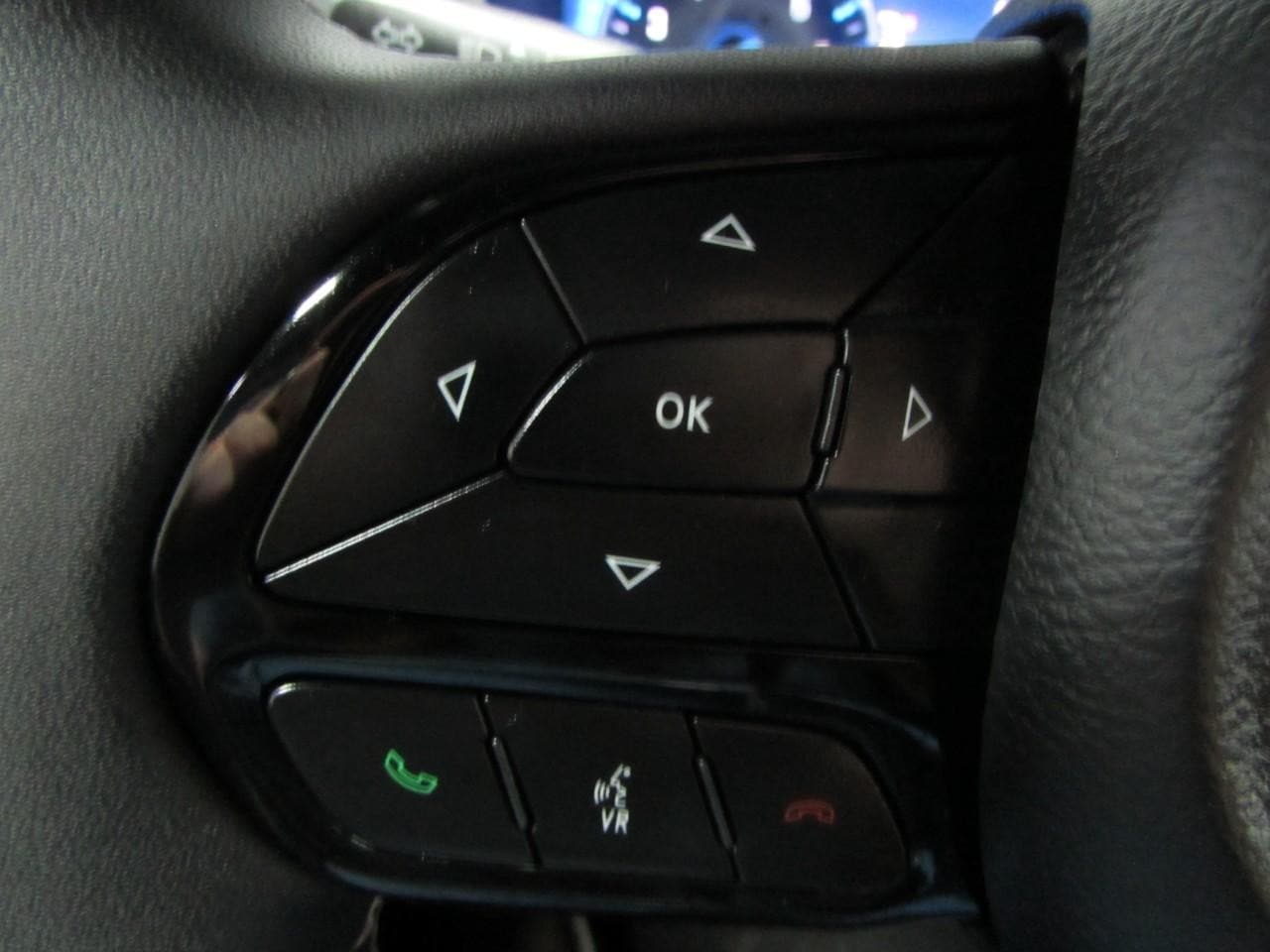 2025 Chrysler Pacifica Limited - Photo 15