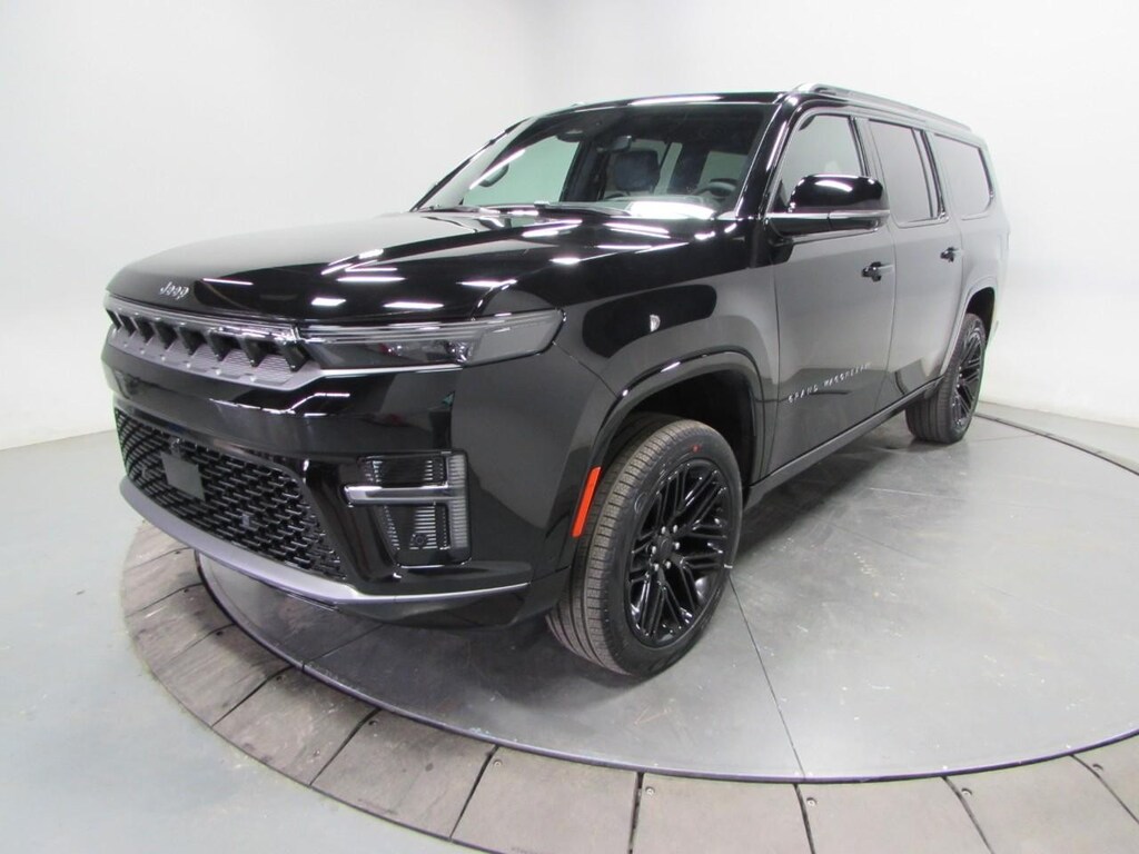 New 2026 Jeep Grand Wagoneer L Limited Reserve 4x4 Sport Utility