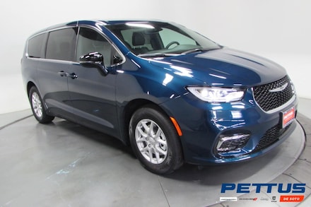 2025 Chrysler Pacifica Select FWD Passenger Van