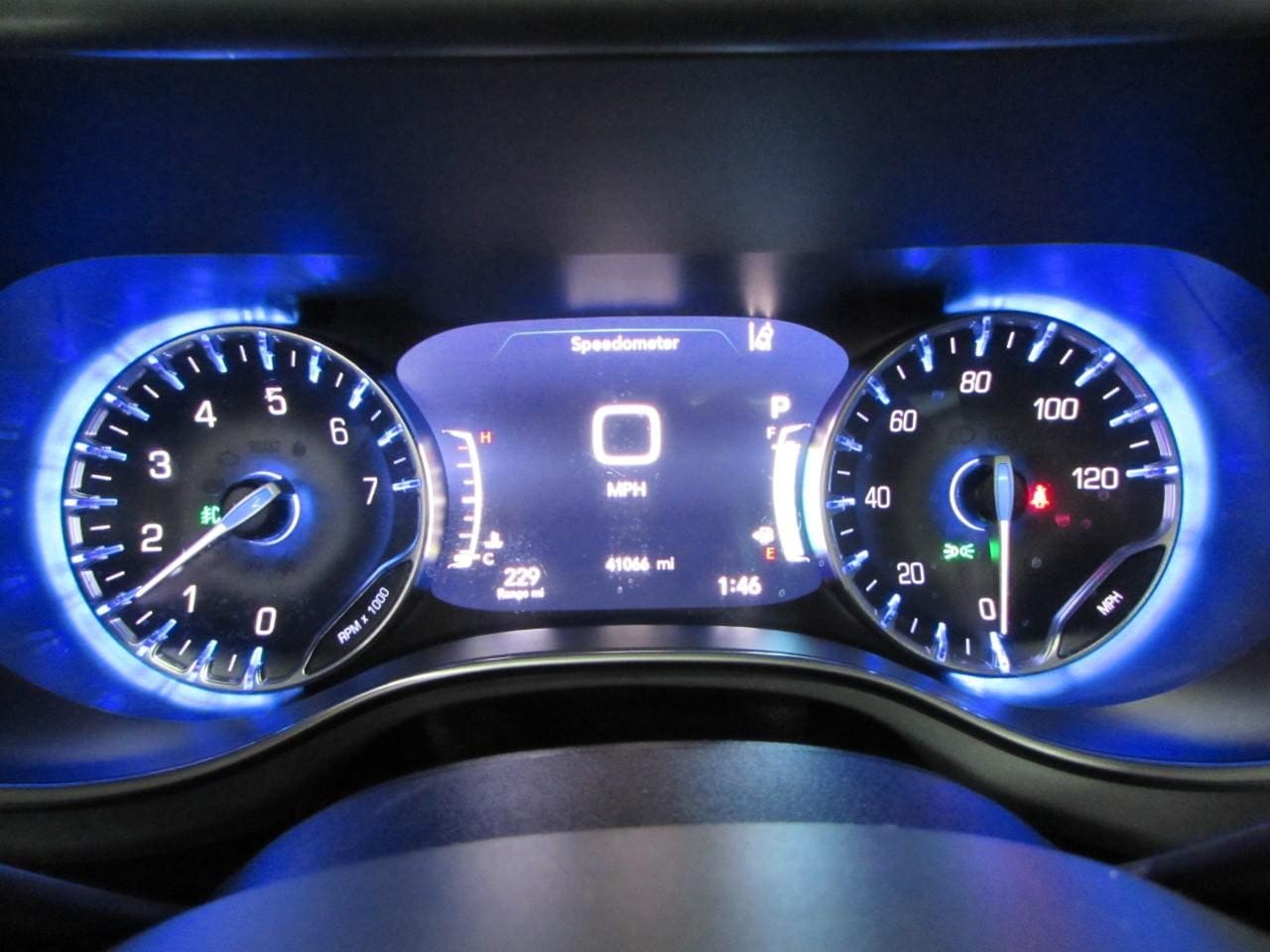2025 Chrysler Pacifica Limited - Photo 16