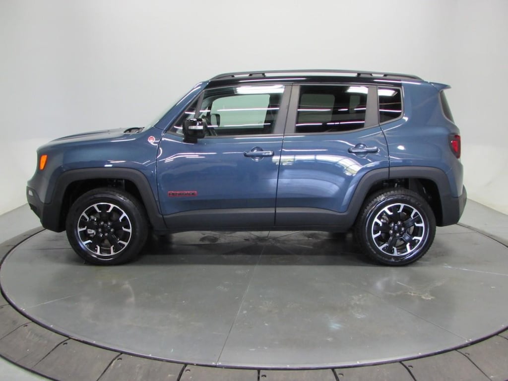 Used 2023 Jeep Renegade Trailhawk 4x4