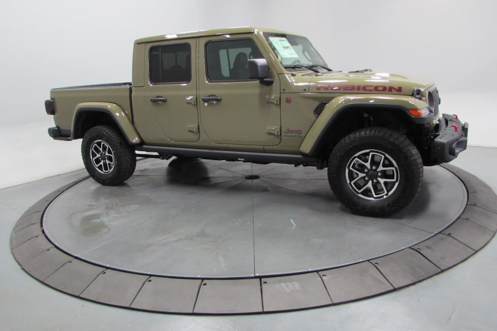 New 2025 Jeep Gladiator Rubicon Pickup