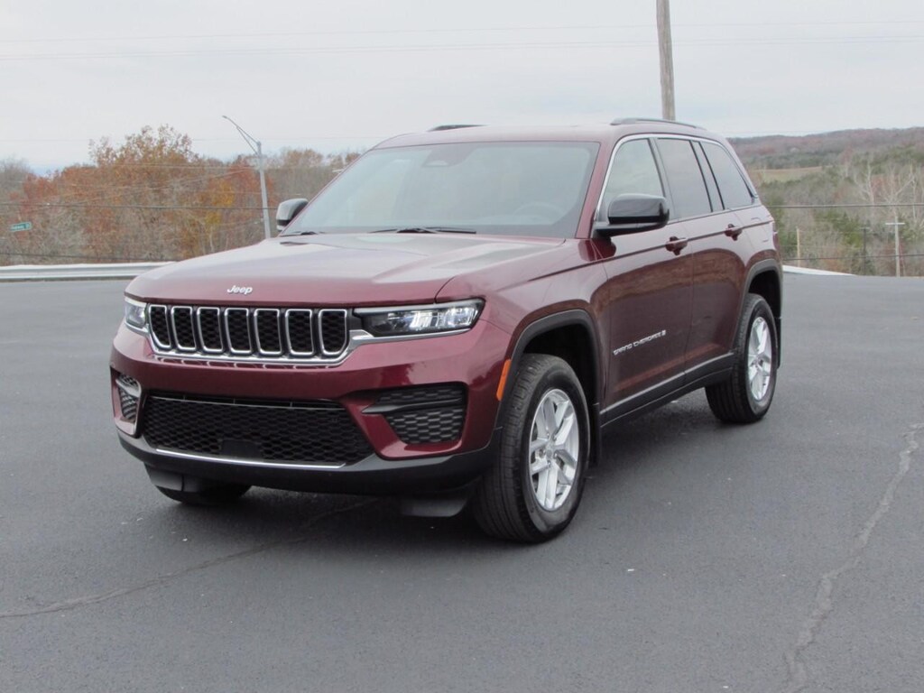 New 2025 Jeep Grand Cherokee Laredo X 4x4 Sport Utility