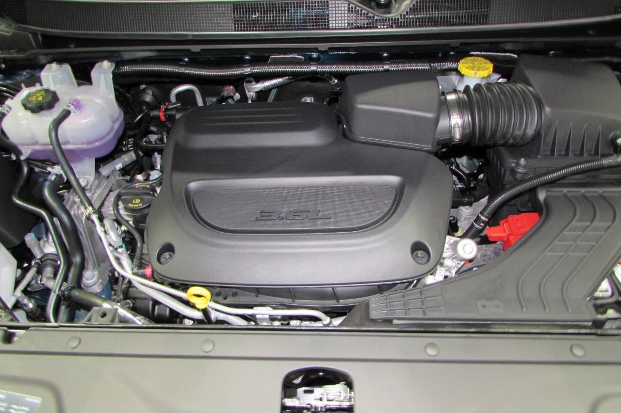 2025 Chrysler Pacifica Select - Photo 9