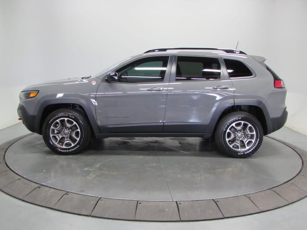 Used 2022 Jeep Cherokee Trailhawk 4x4