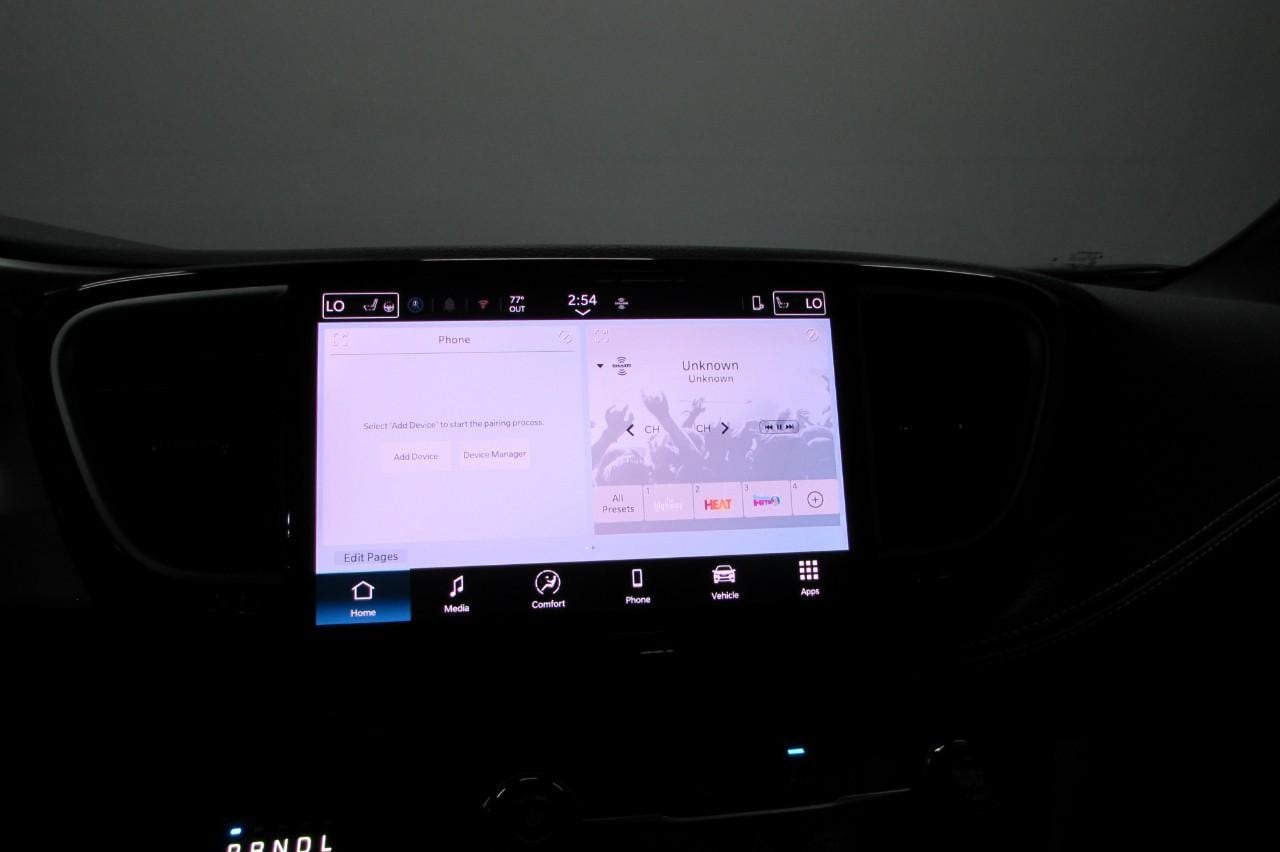 2025 Chrysler Pacifica Select - Photo 19