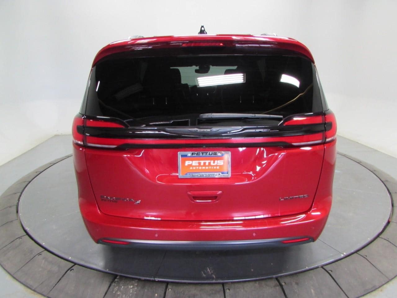 2025 Chrysler Pacifica Limited - Photo 6
