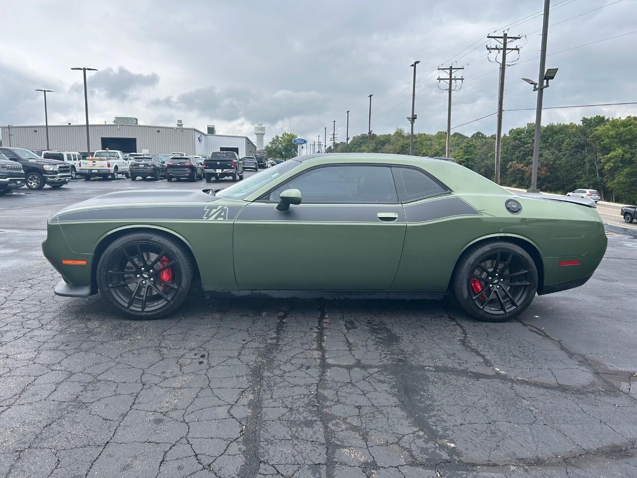 2022 Dodge Challenger R/T photo 3
