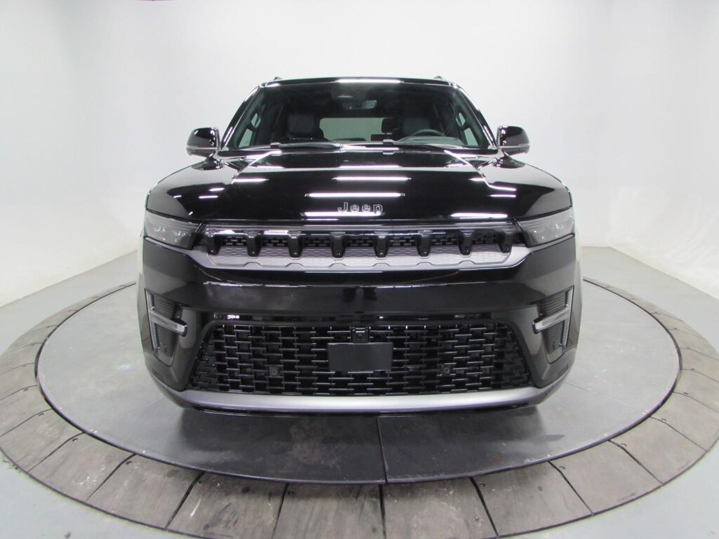 New 2026 Jeep Grand Wagoneer L Limited Reserve 4x4 Sport Utility