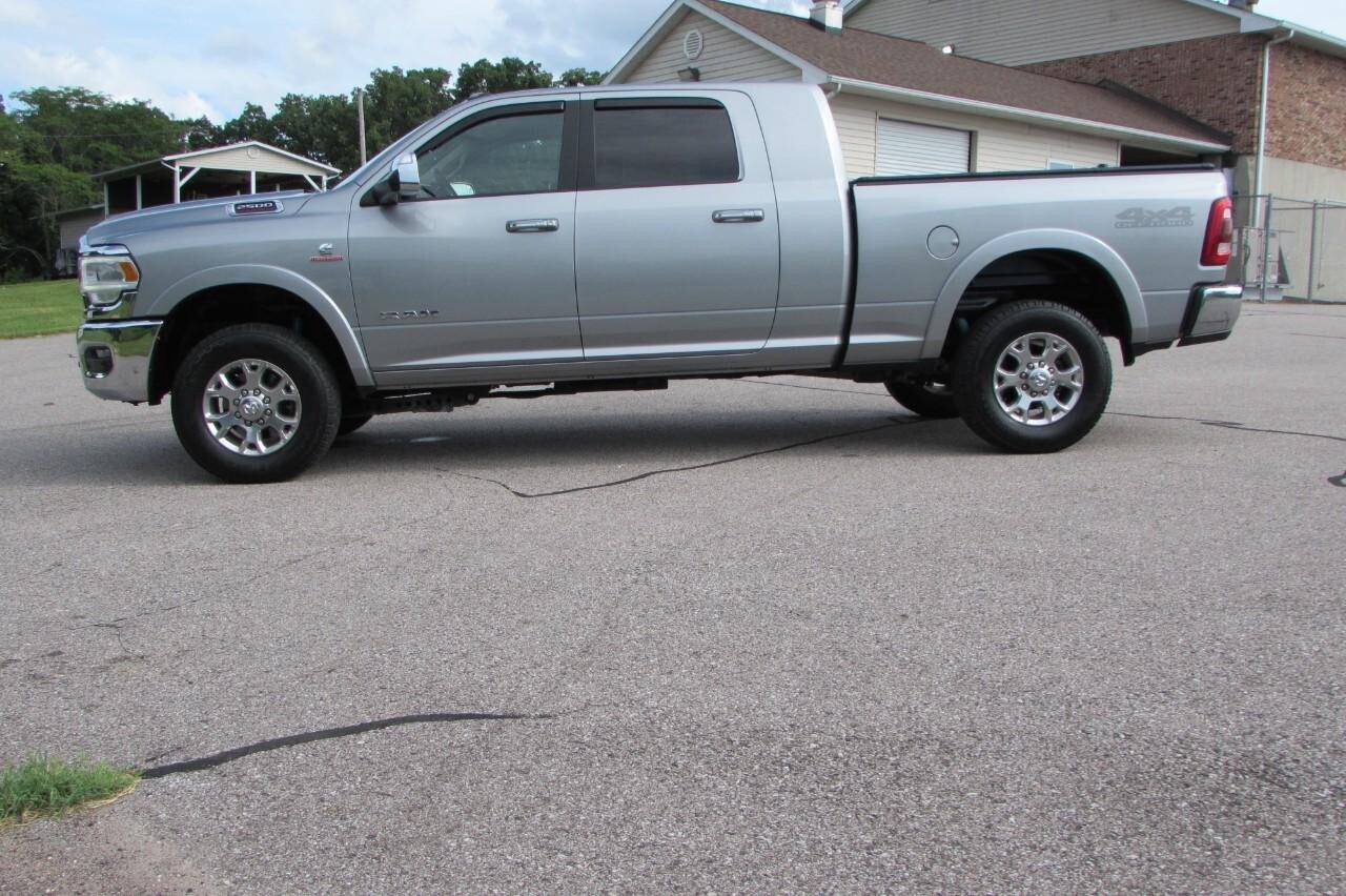 2021 Ram 2500 Laramie photo 4