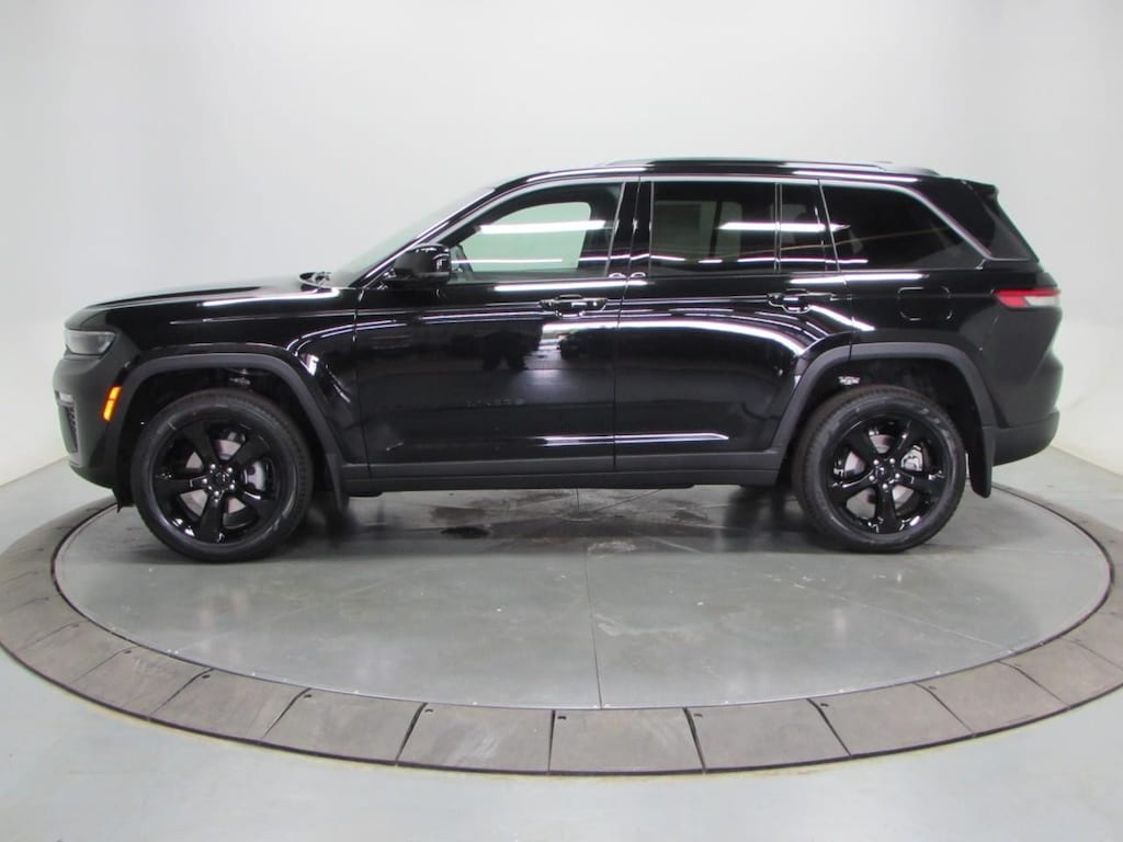 New 2026 Jeep Grand Cherokee Limited 4x4 Sport Utility