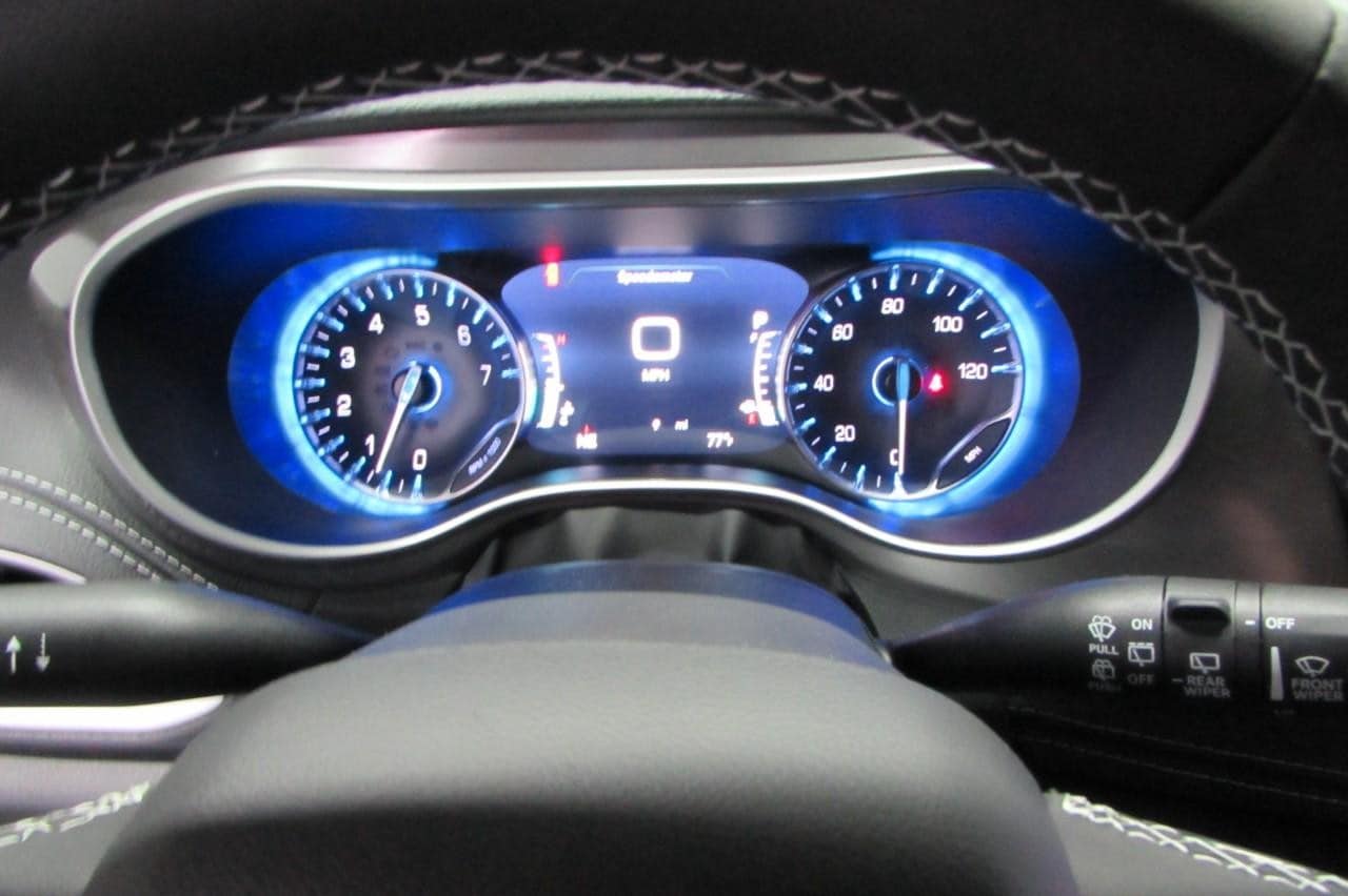 2025 Chrysler Pacifica Select - Photo 17