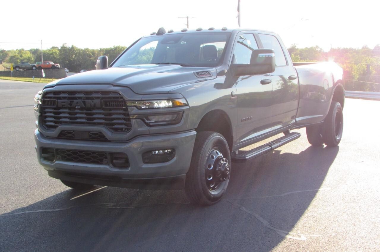 2026 Ram 3500 Big Horn photo 3