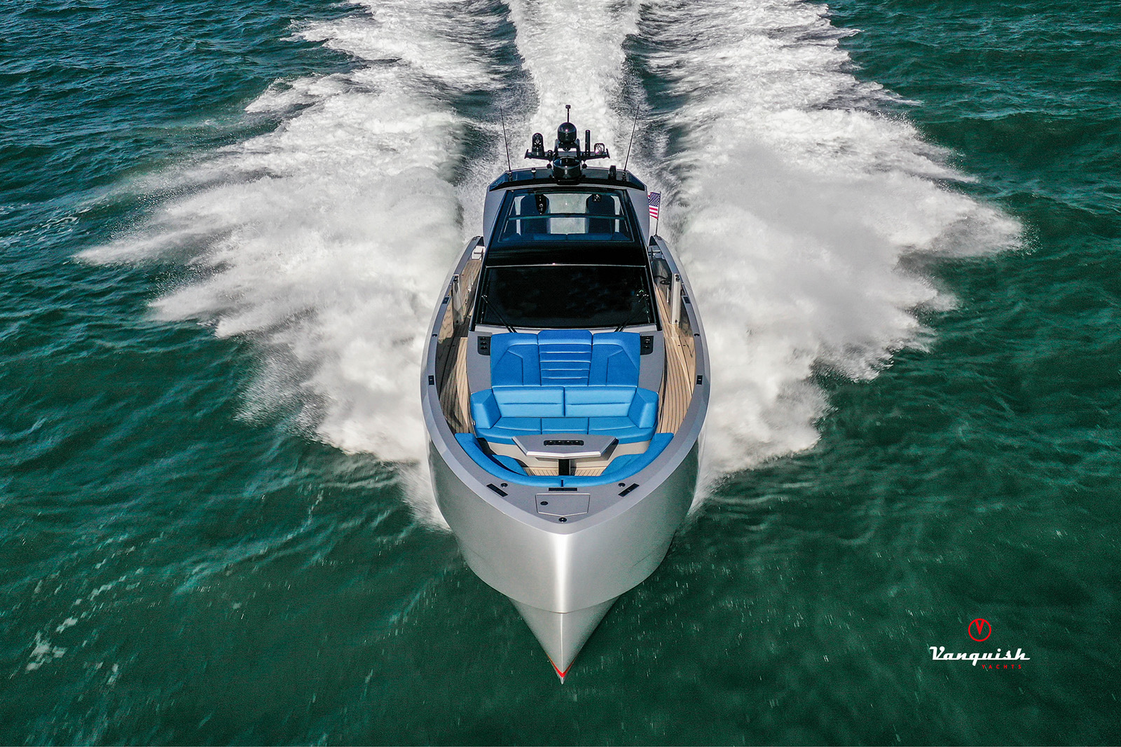 Vanquish Yachts - Digitale web campagne - Visual_14 - VQ45 - 1600 x 1066 px.jpg