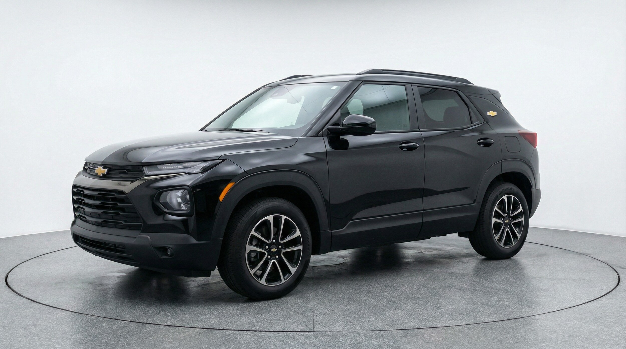 Thumbnail: 2025 Chevrolet TrailBlazer - 3