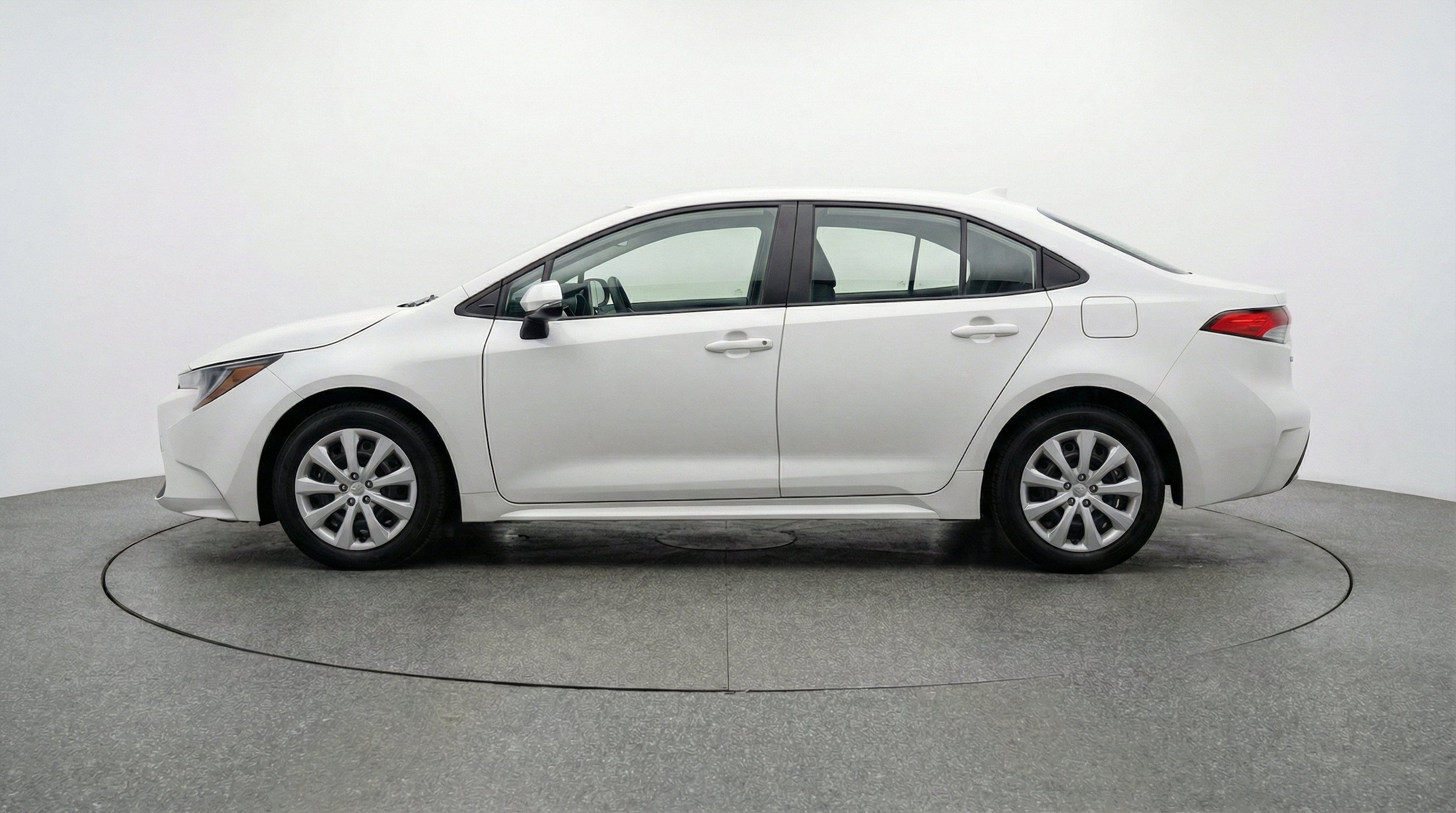 Thumbnail: 2025 Toyota Corolla - 5