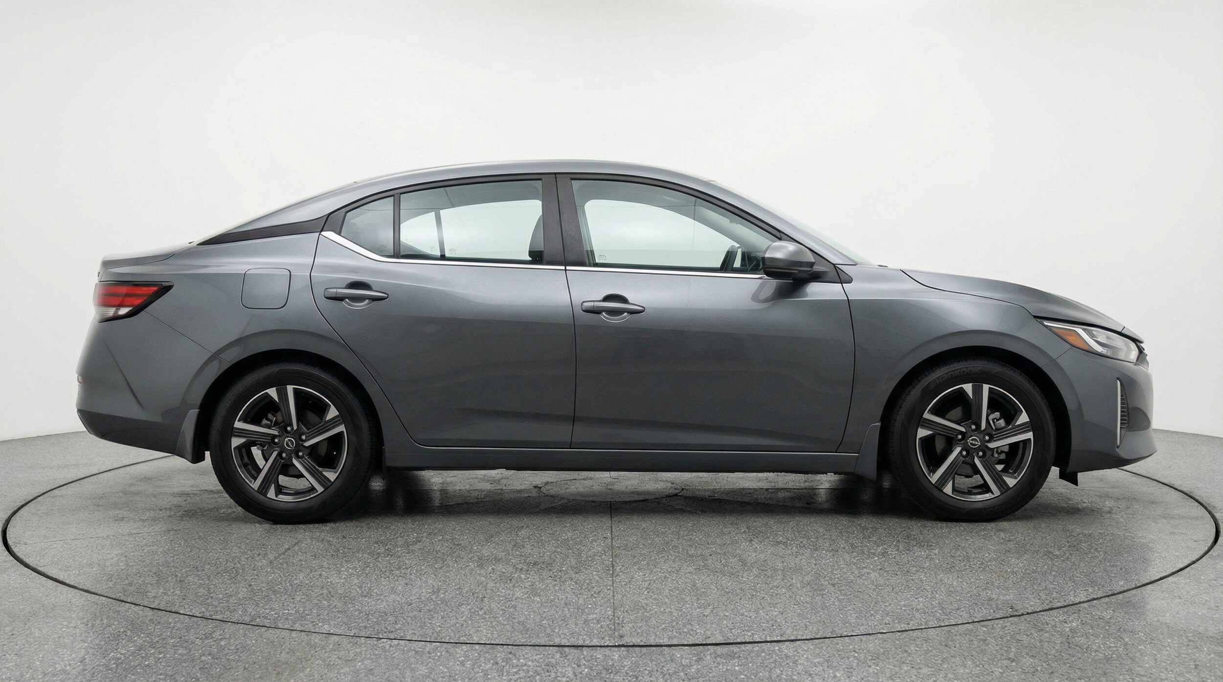 Thumbnail: 2025 Nissan Sentra - 11