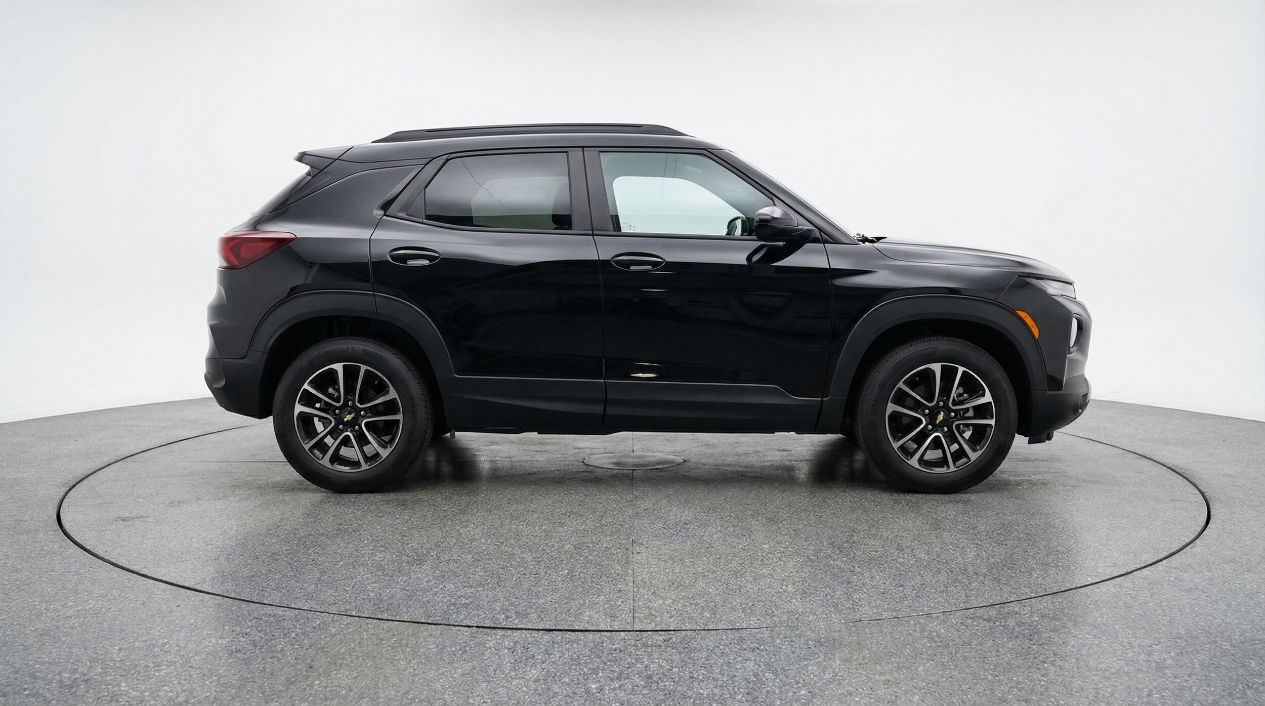 Thumbnail: 2025 Chevrolet TrailBlazer - 8