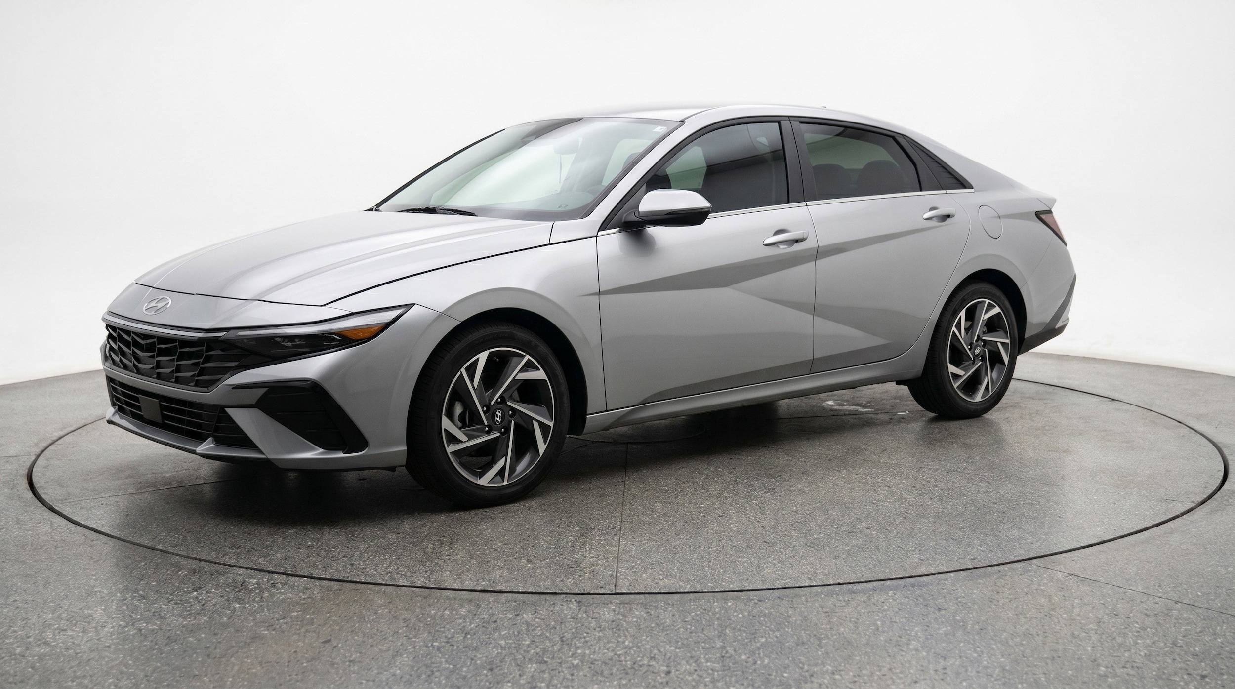 Thumbnail: 2025 Hyundai Elantra - 3