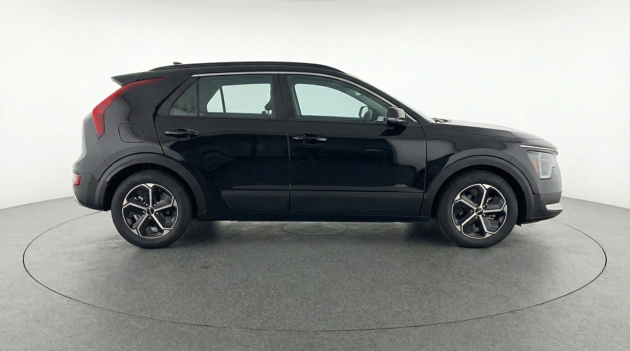 Thumbnail: 2026 Kia Niro - 11