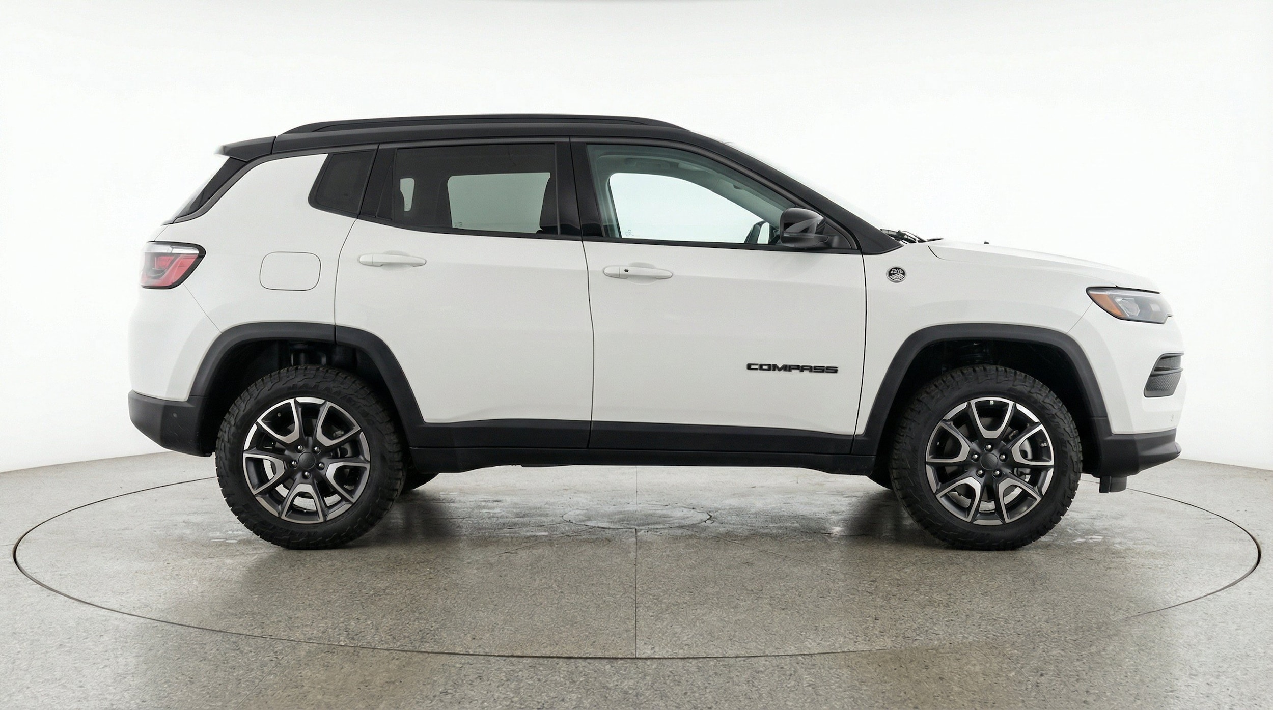 Thumbnail: 2025 Jeep Compass - 10