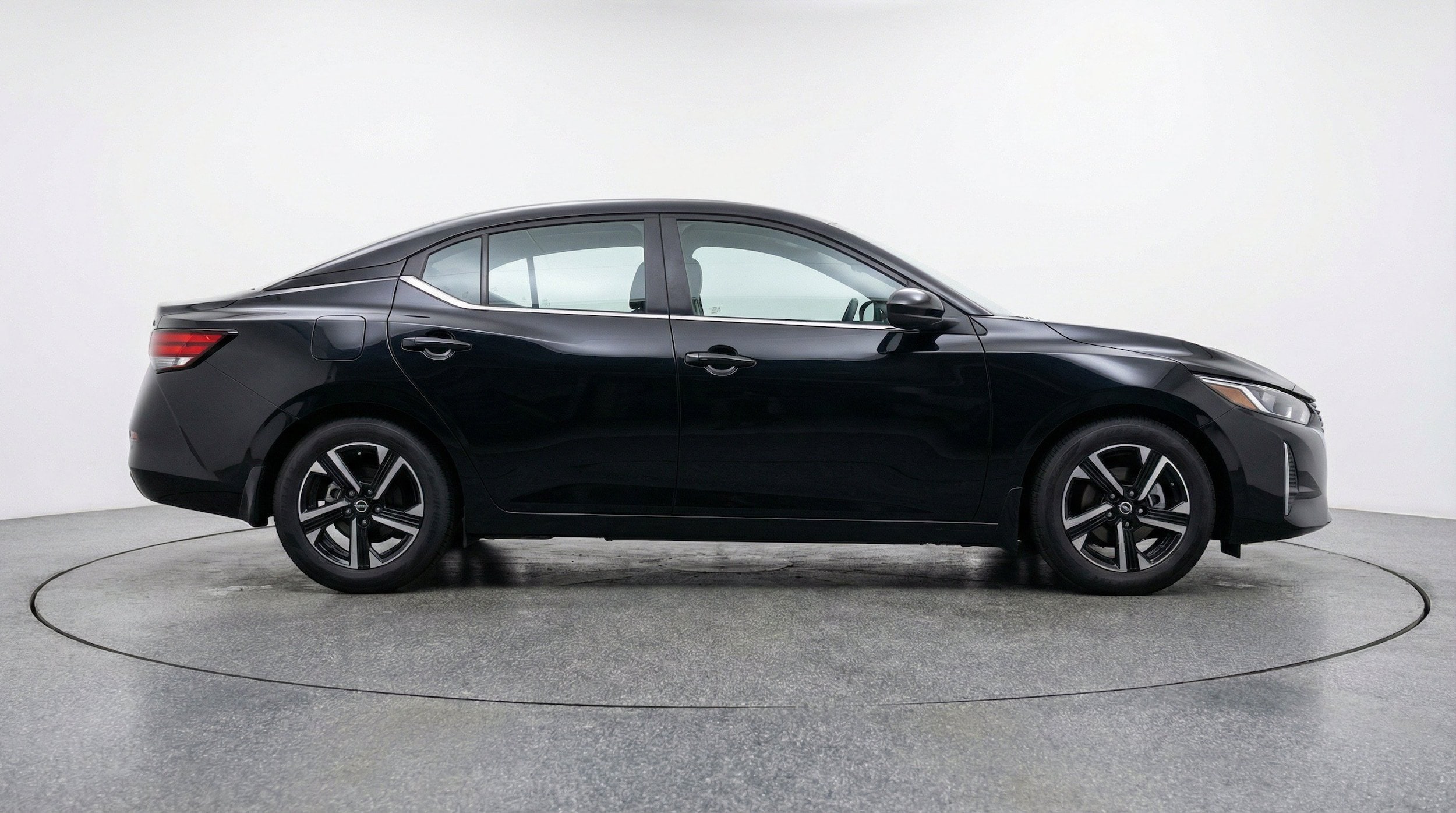 Thumbnail: 2025 Nissan Sentra - 9
