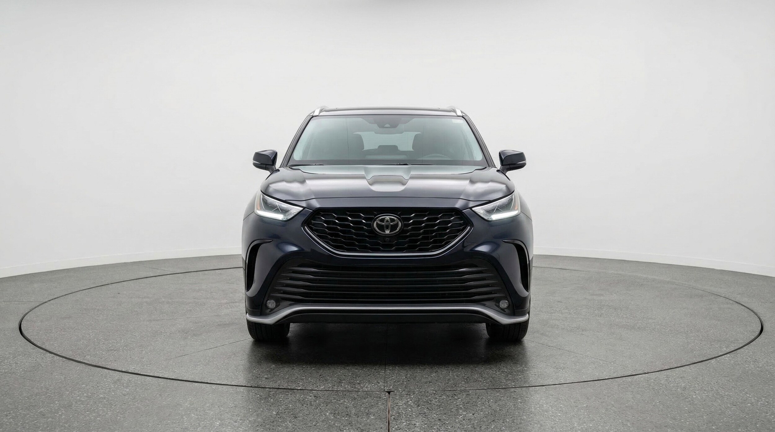 Thumbnail: 2025 Toyota Highlander - 2
