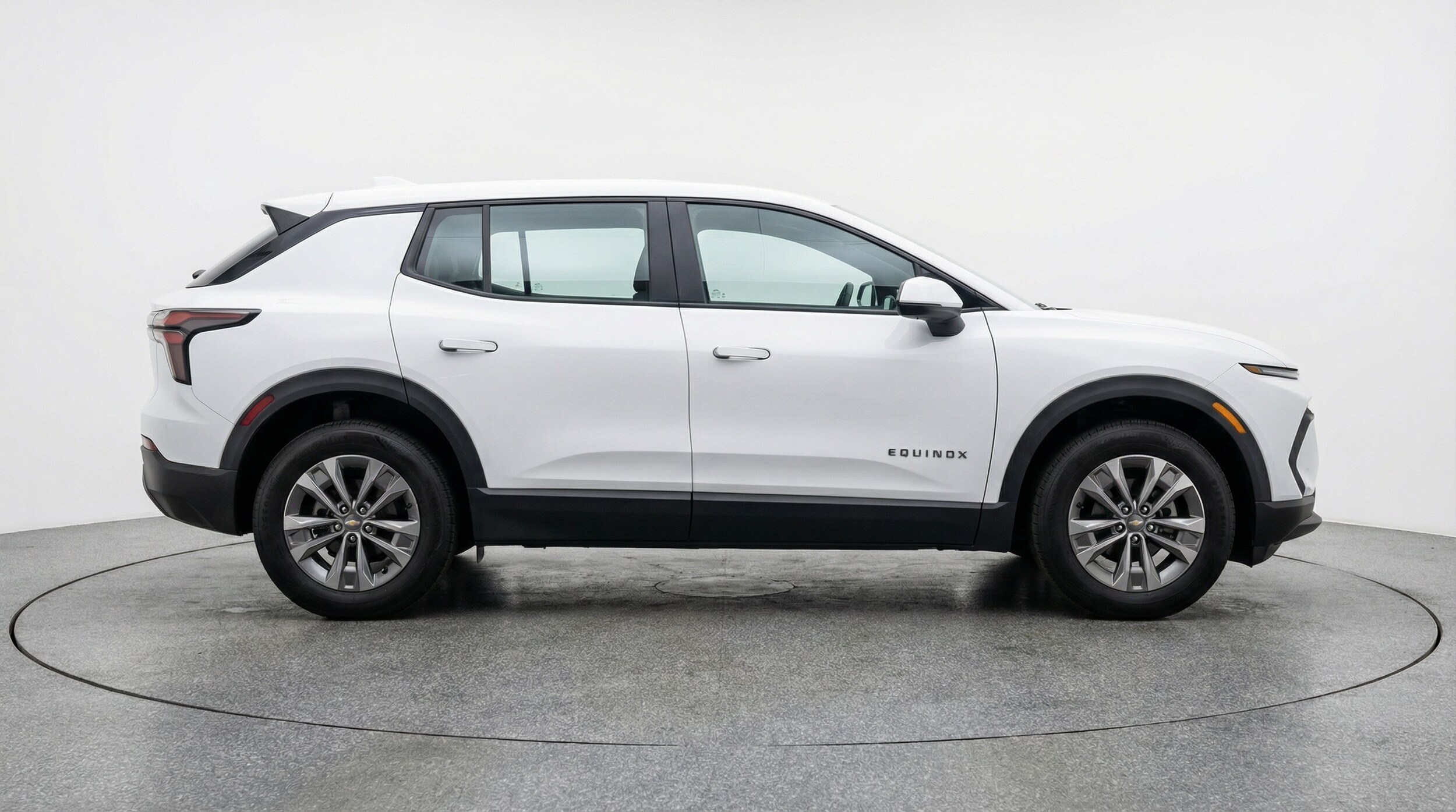 Thumbnail: 2025 Chevrolet Equinox - 8