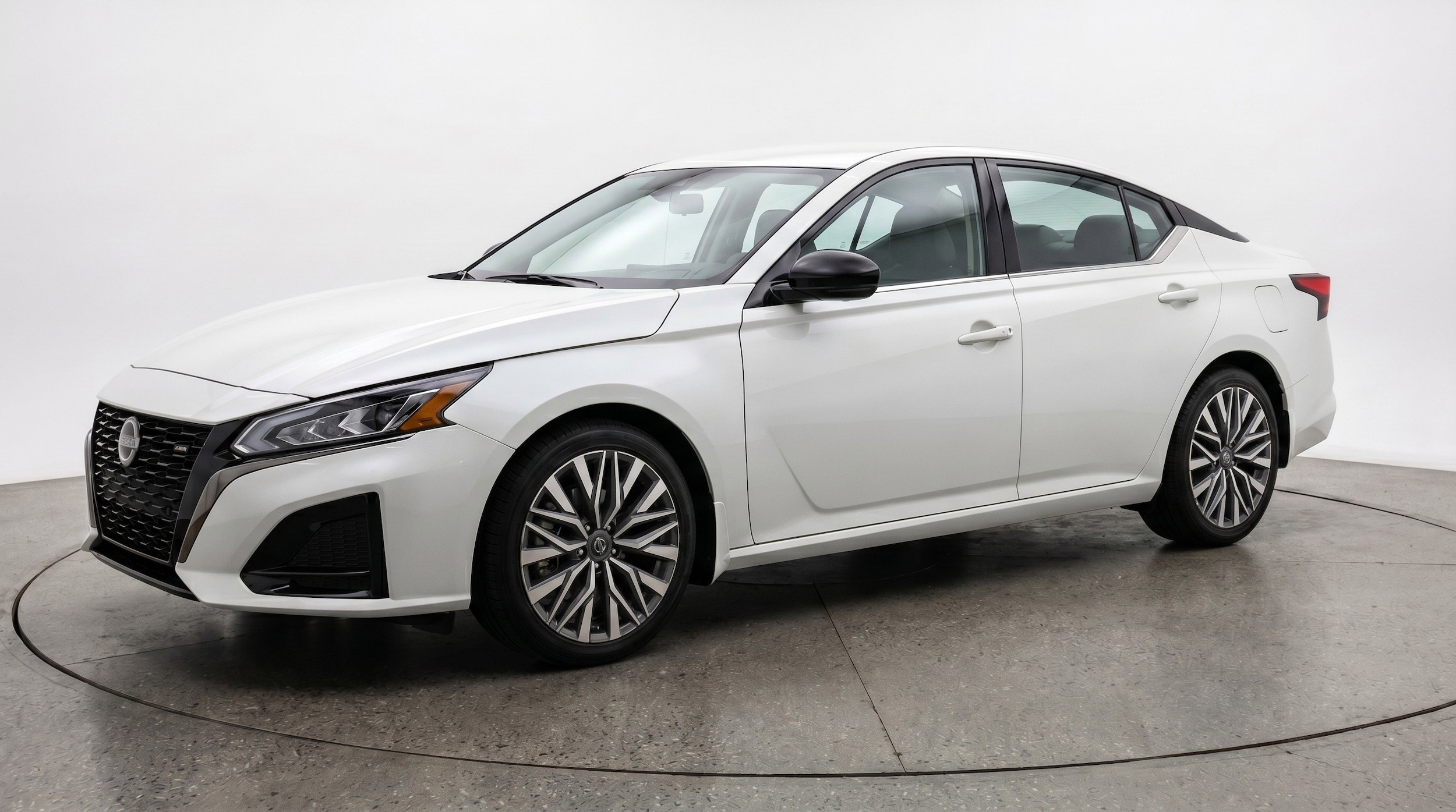 Thumbnail: 2025 Nissan Altima - 3