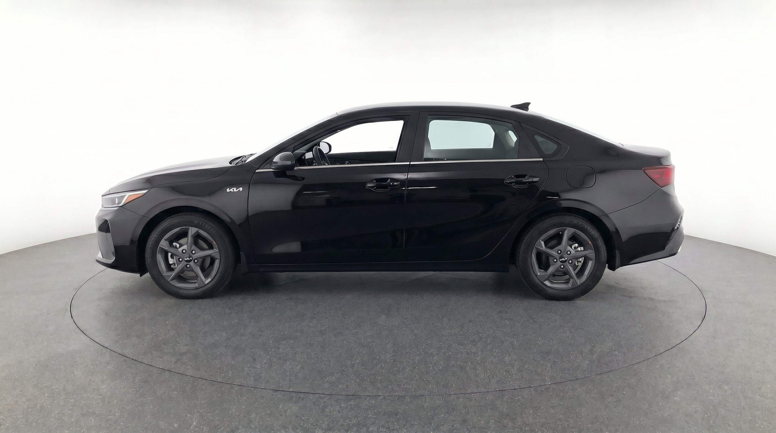 Thumbnail: 2026 Kia K4 - 5