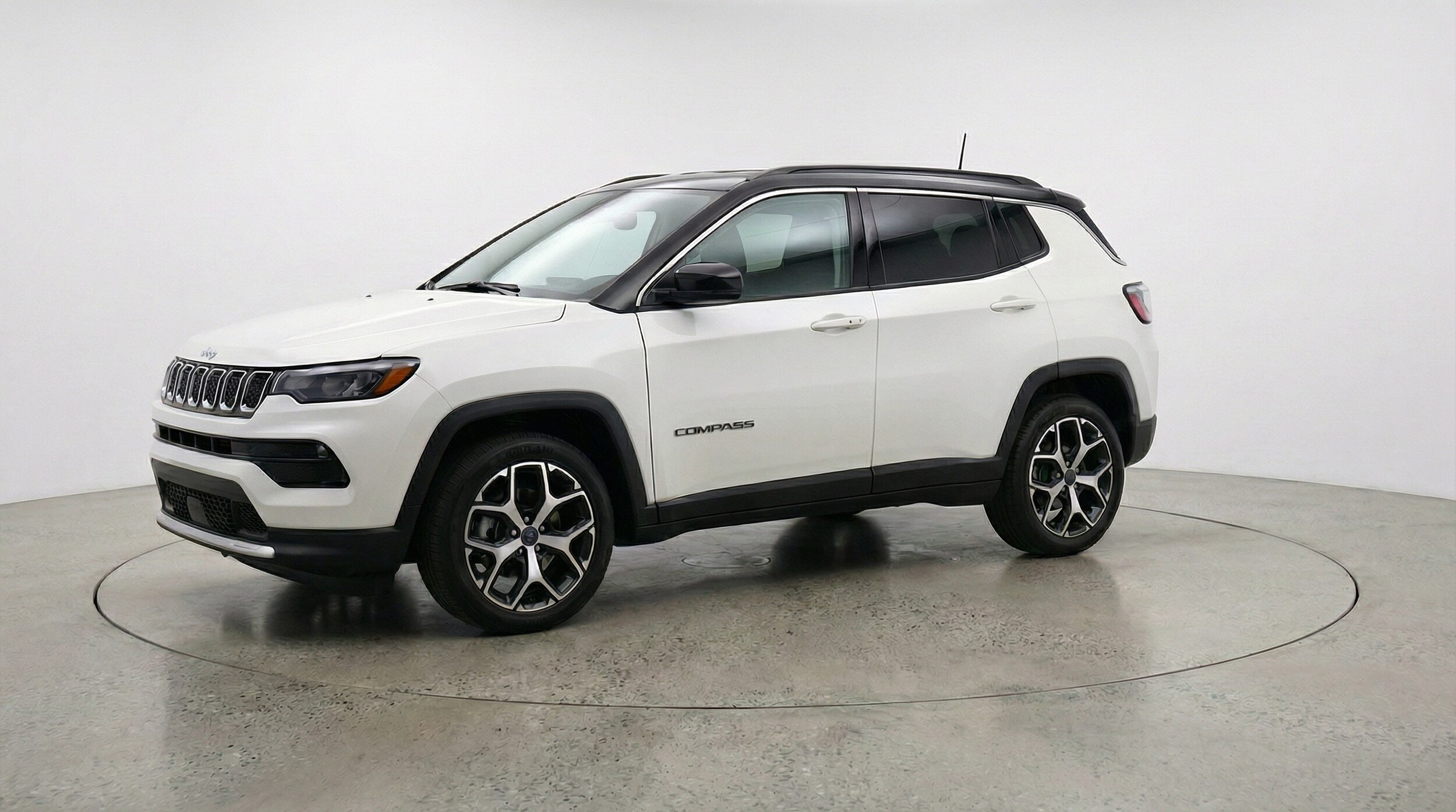 Thumbnail: 2025 Jeep Compass - 3