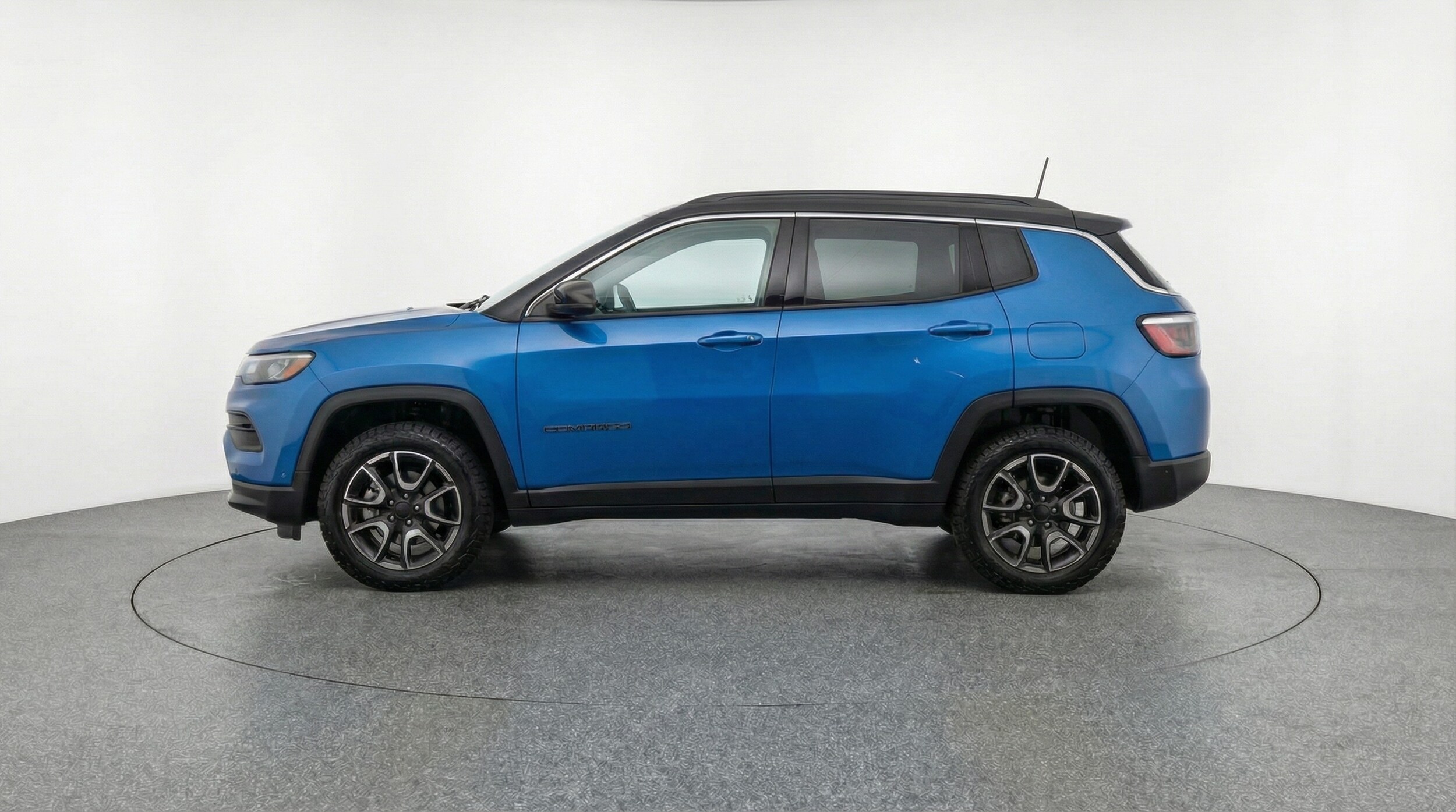 Thumbnail: 2025 Jeep Compass - 4