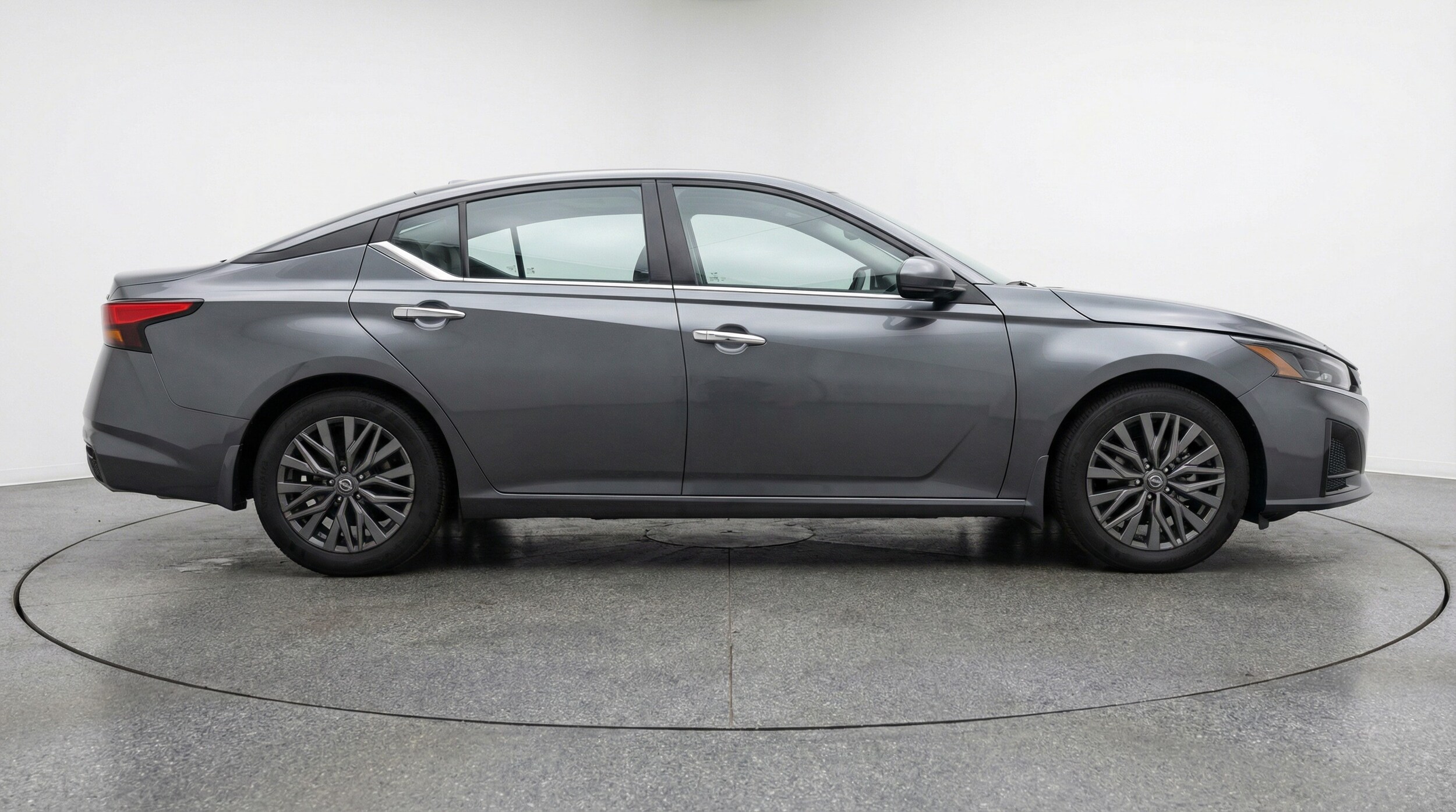 Thumbnail: 2025 Nissan Altima - 8