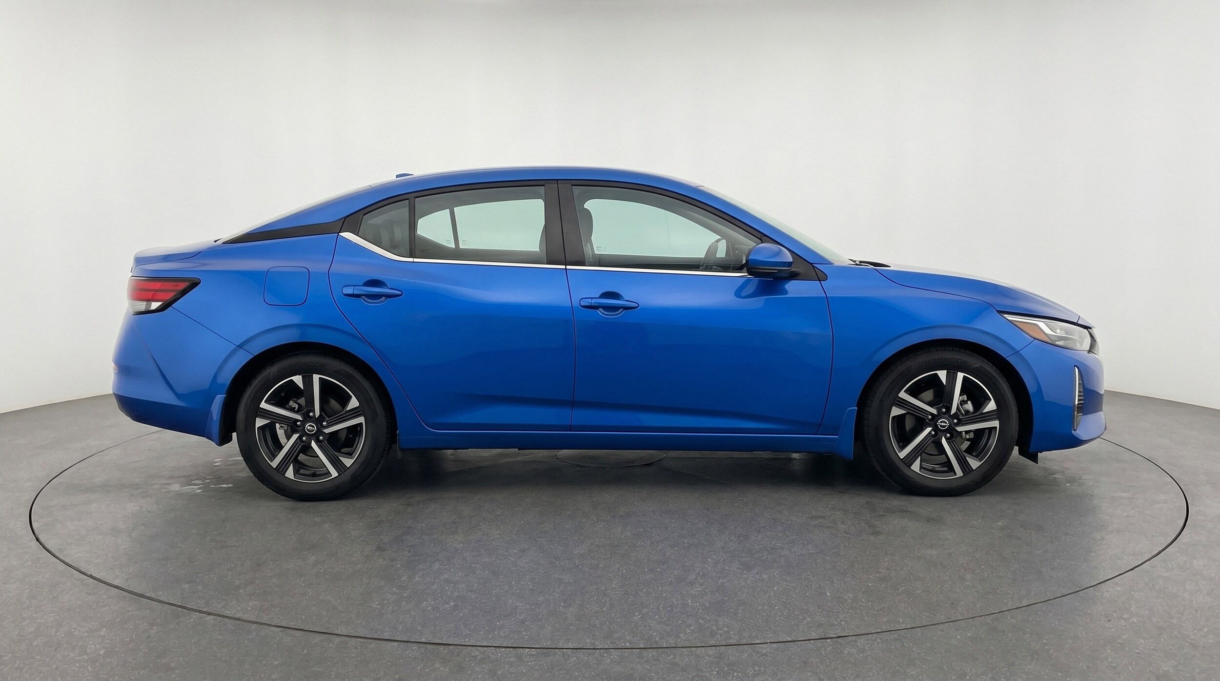 Thumbnail: 2025 Nissan Sentra - 11