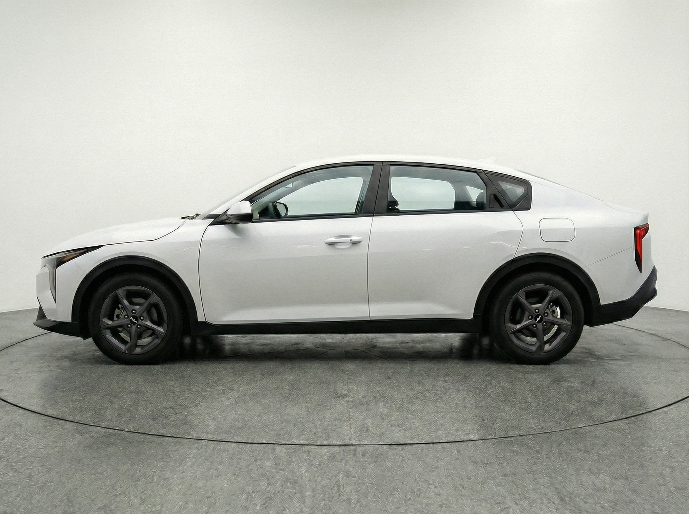 Thumbnail: 2025 Kia K4 - 4