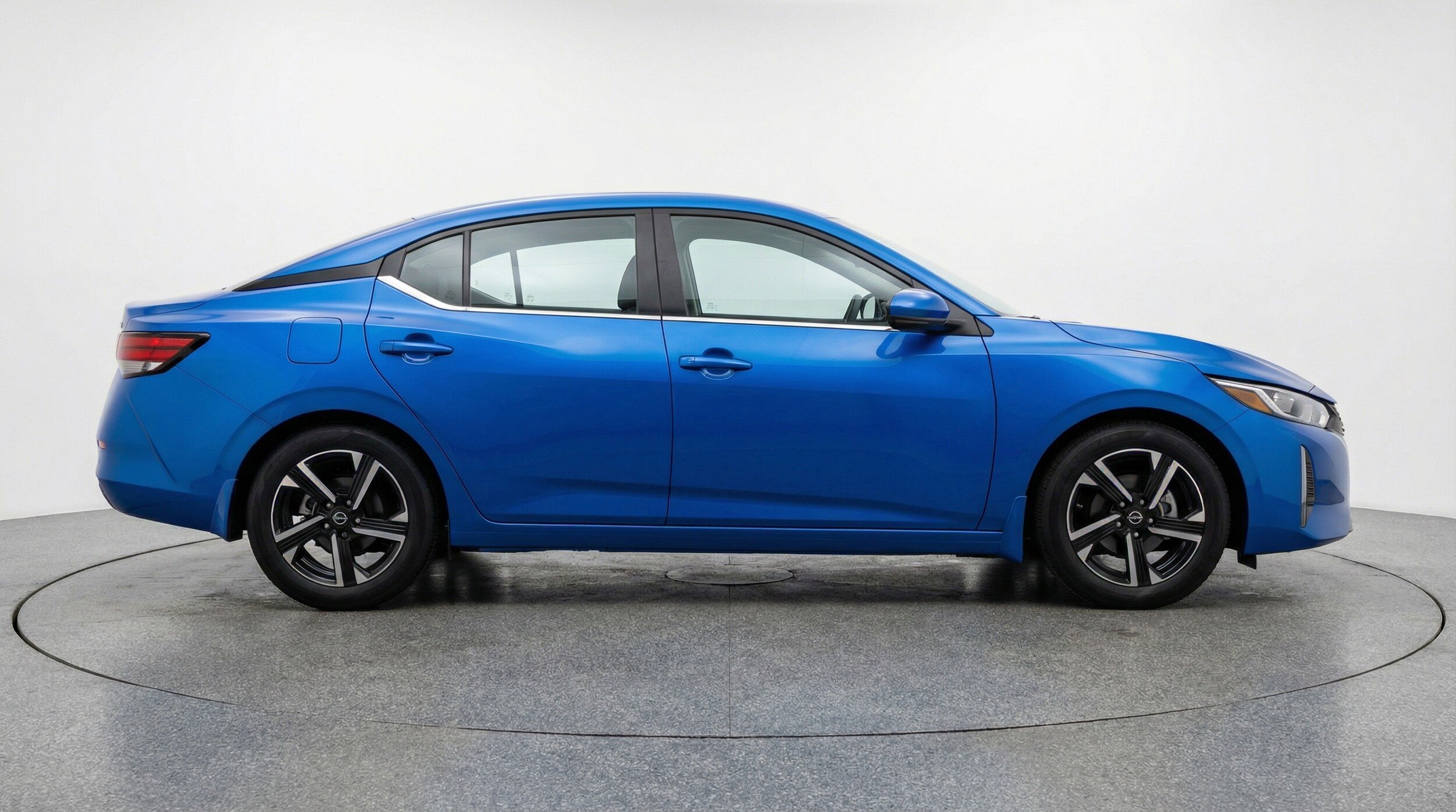 Thumbnail: 2025 Nissan Sentra - 11