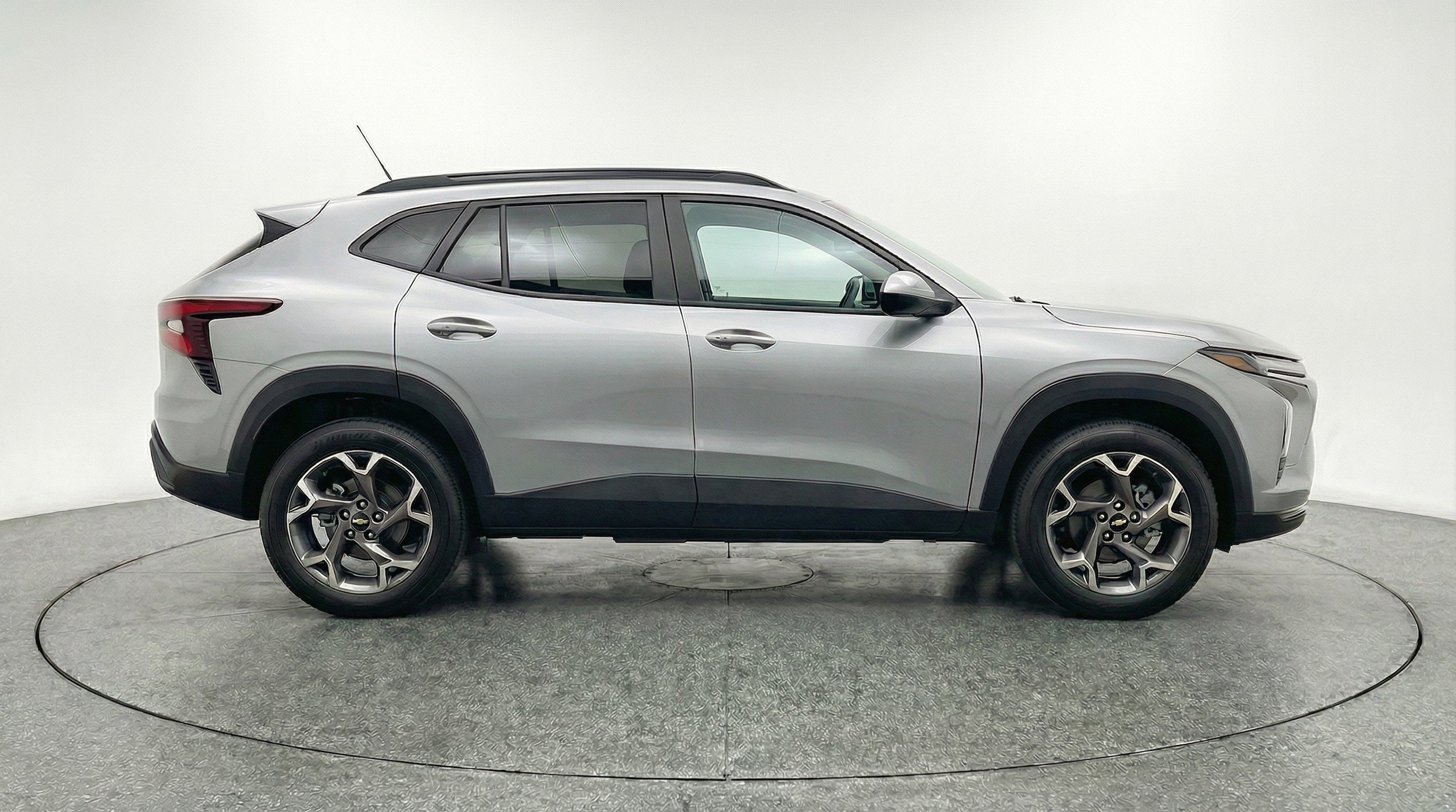 Thumbnail: 2025 Chevrolet Trax - 11