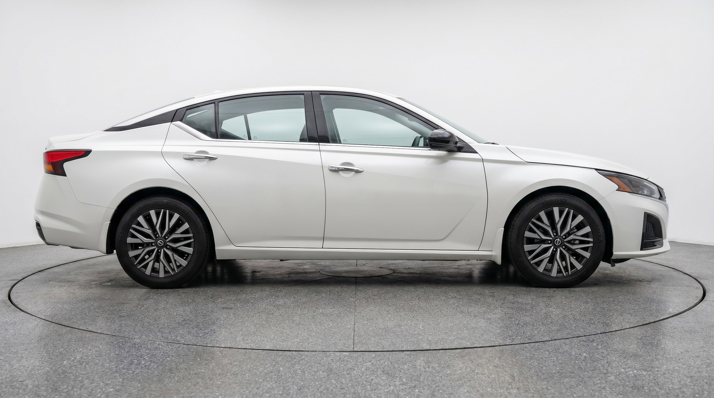 Thumbnail: 2025 Nissan Altima - 11