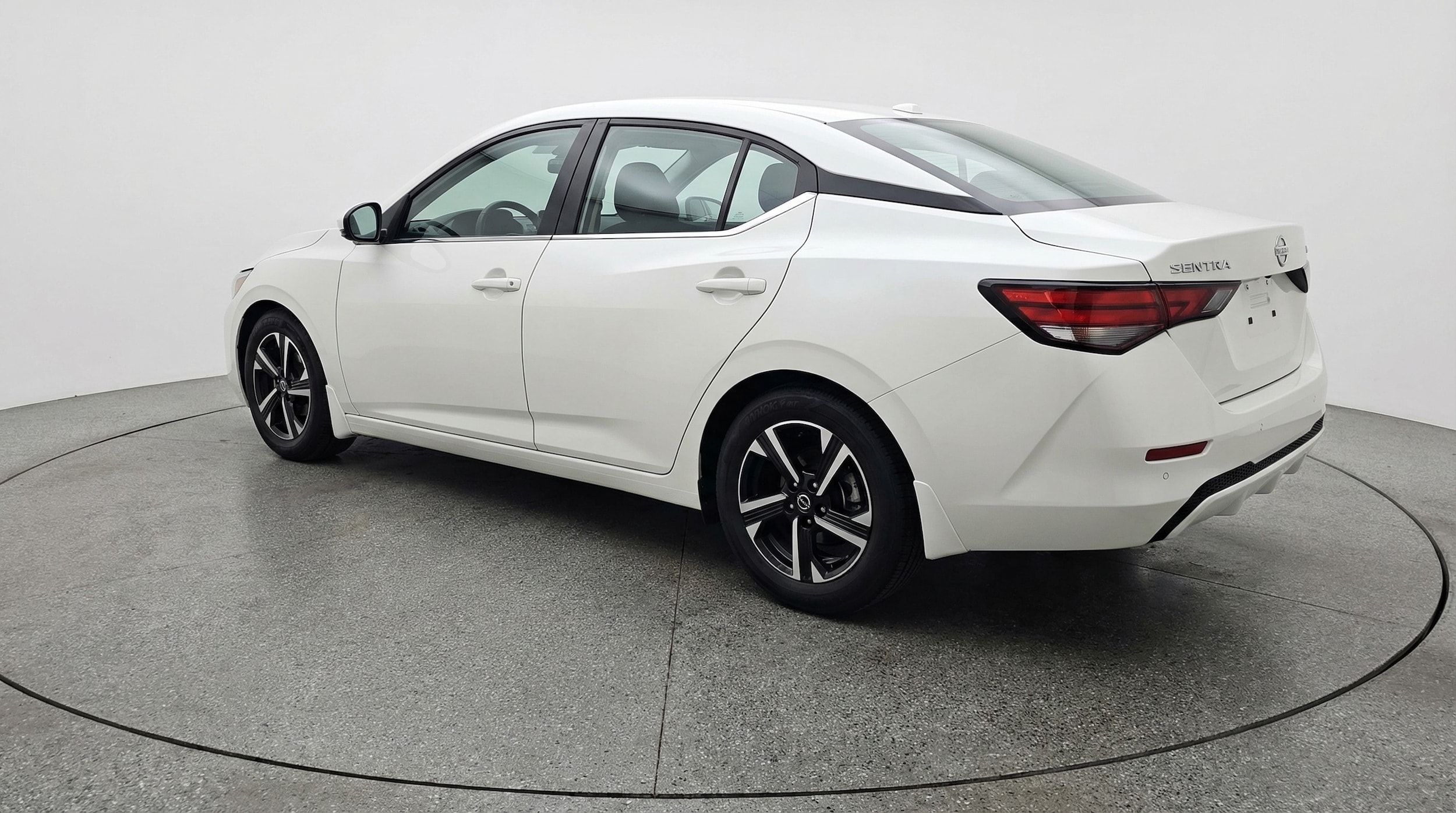 Thumbnail: 2025 Nissan Sentra - 5