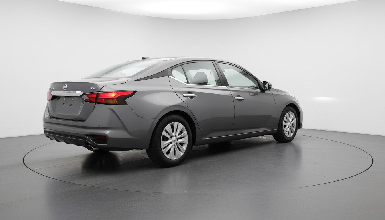 Thumbnail: 2025 Nissan Sentra - 9