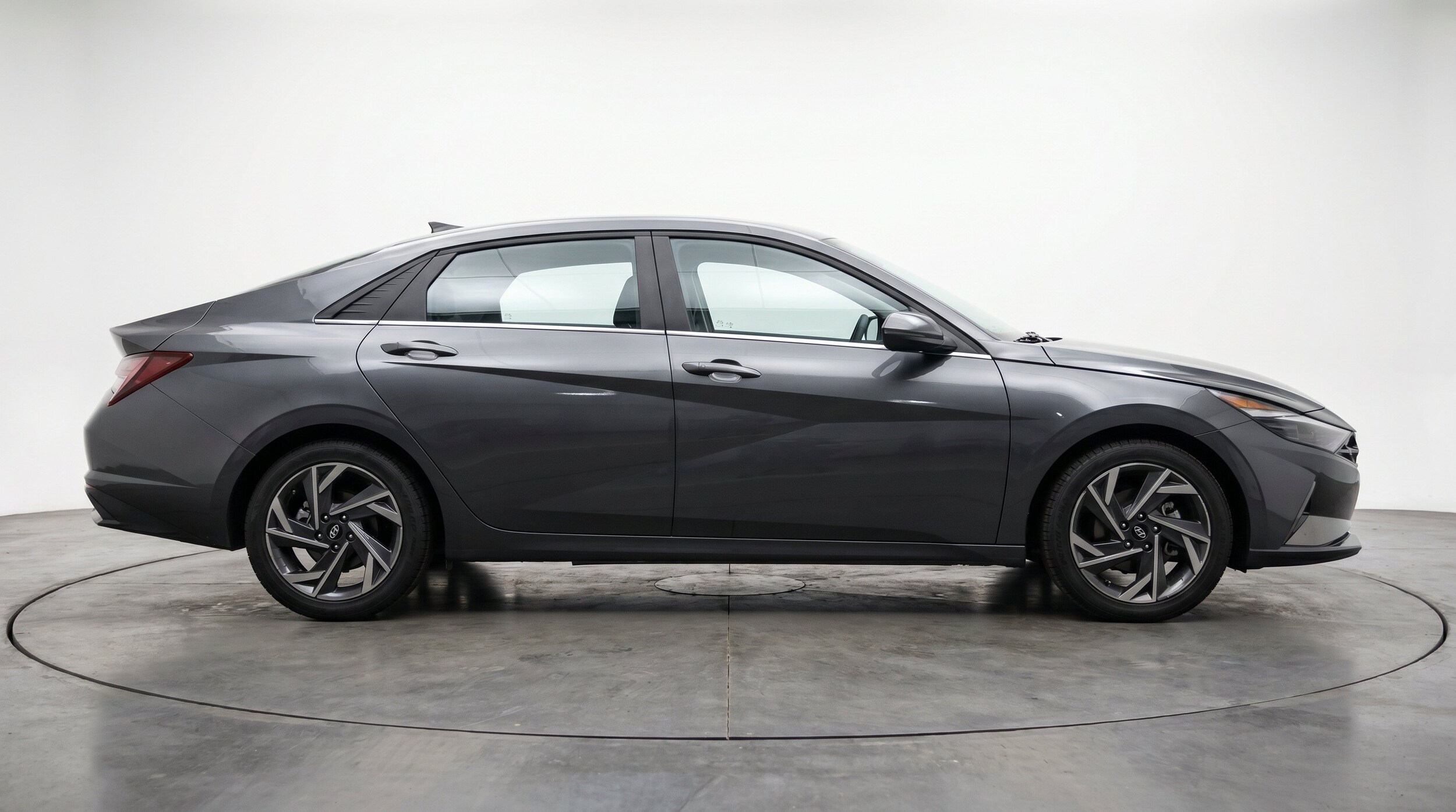 Thumbnail: 2025 Hyundai Elantra - 11